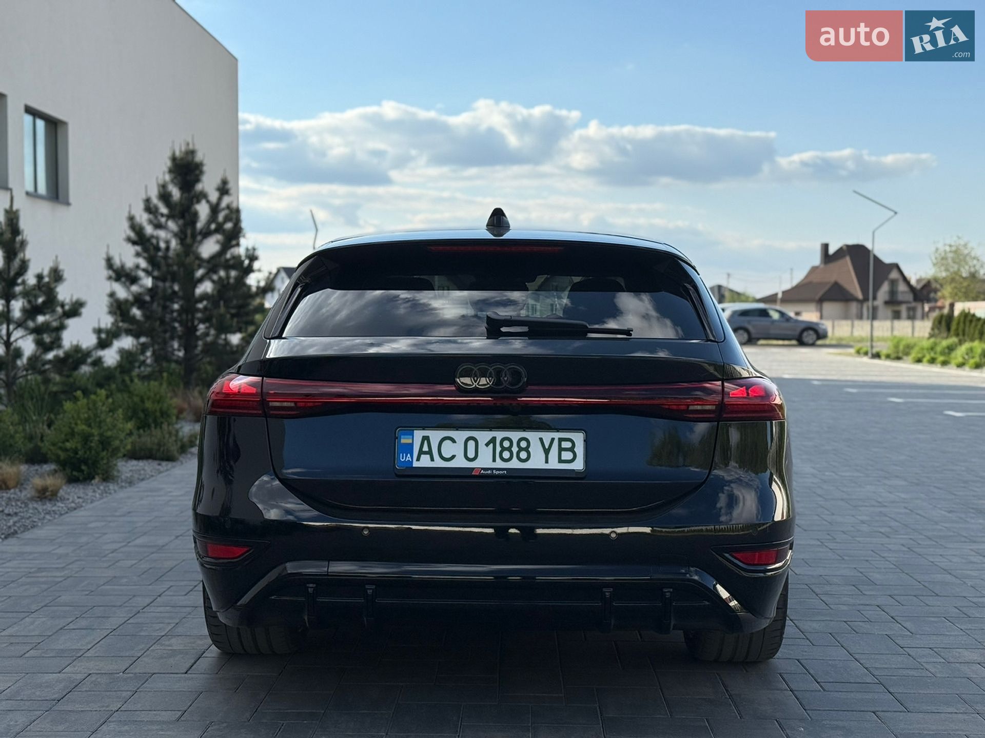 Audi S6 e-tron 2025 VIN WAUZZZGH6SA005582 фото оголошення 5 з 55