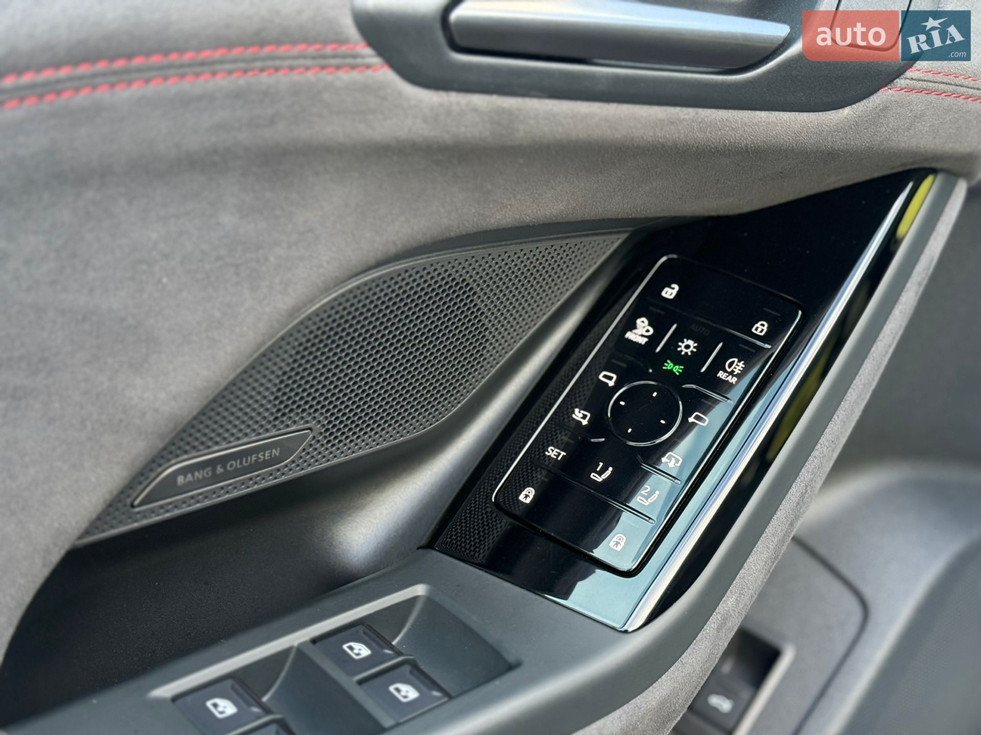 Audi S6 e-tron 2025 VIN WAUZZZGH6SA005582 фото оголошення 36 з 55