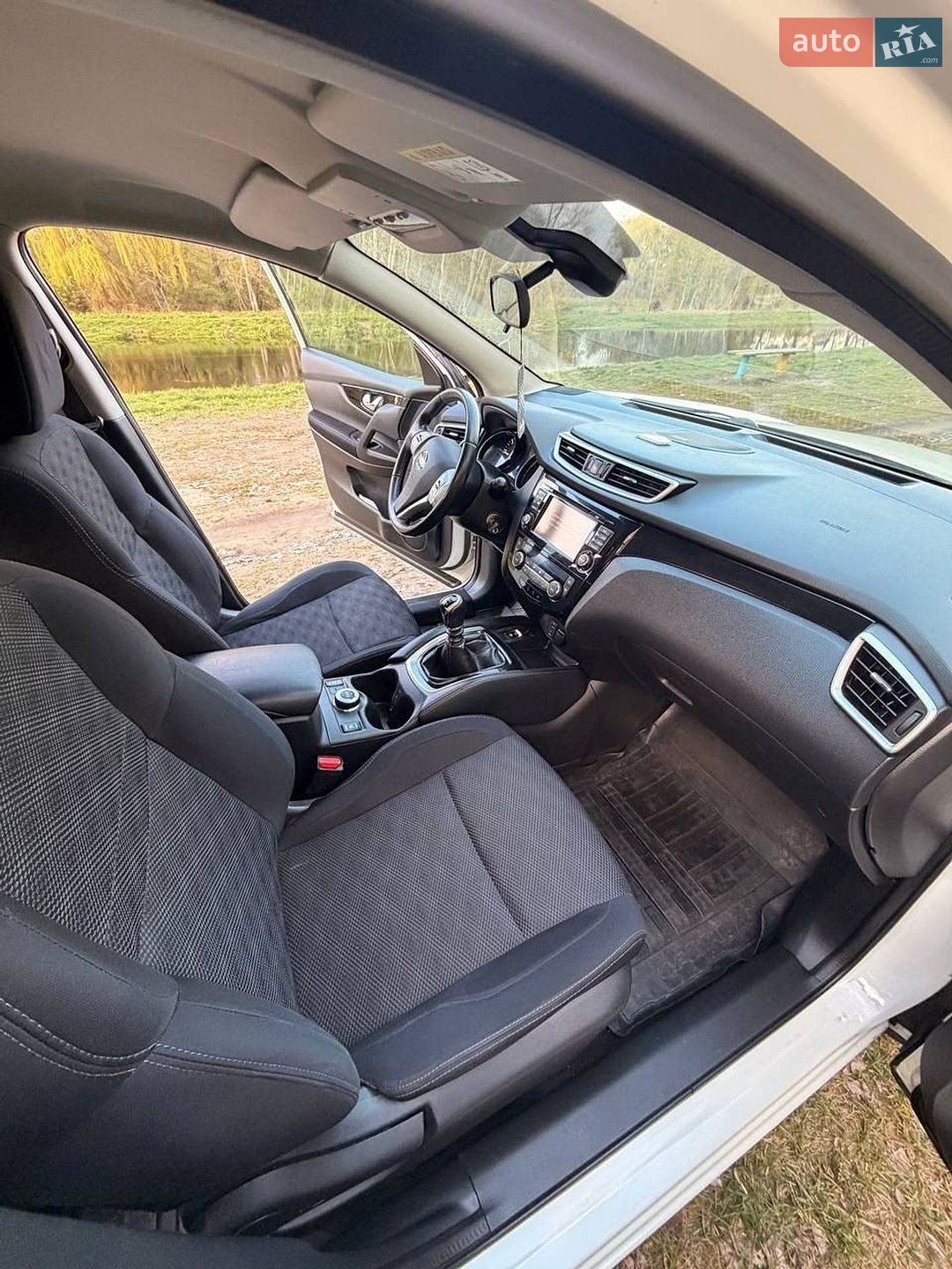 Nissan Qashqai 2016 VIN SJNFDNJ11U1670456 фото оголошення 3 з 16