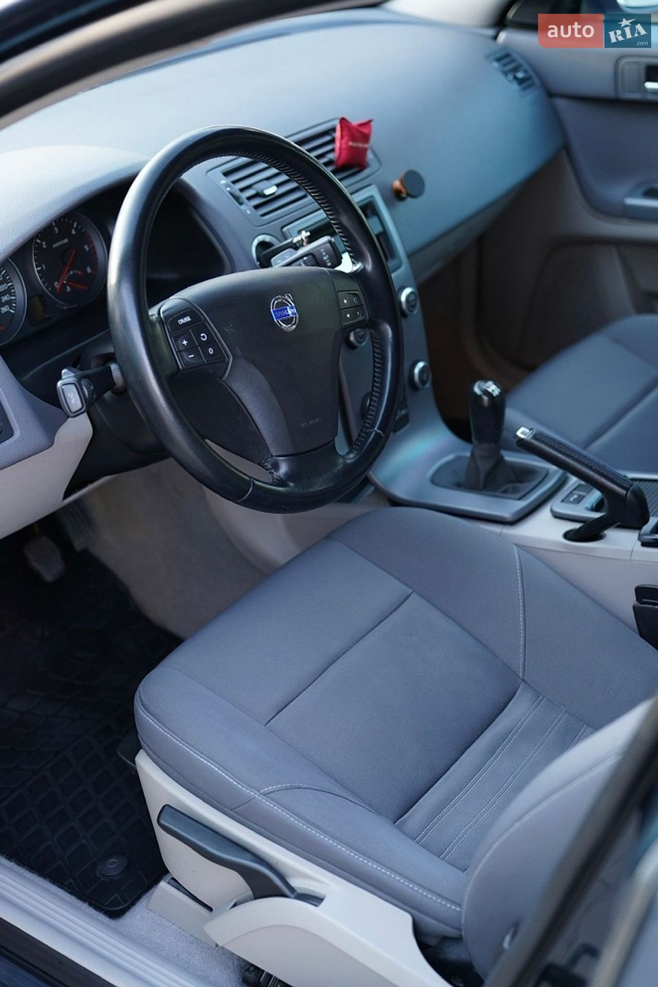 Volvo V50 2010 VIN YV1MW76F2A2568813 фото оголошення 12 з 26