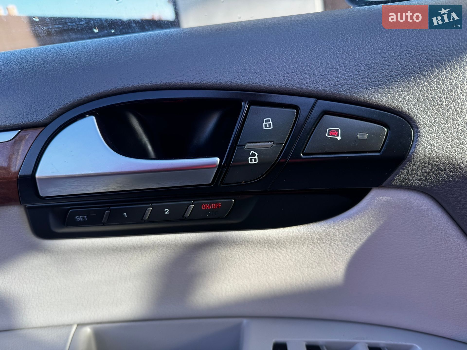 Audi Q7 2014 VIN WA1LGAFE5FD004865 фото оголошення 65 з 124