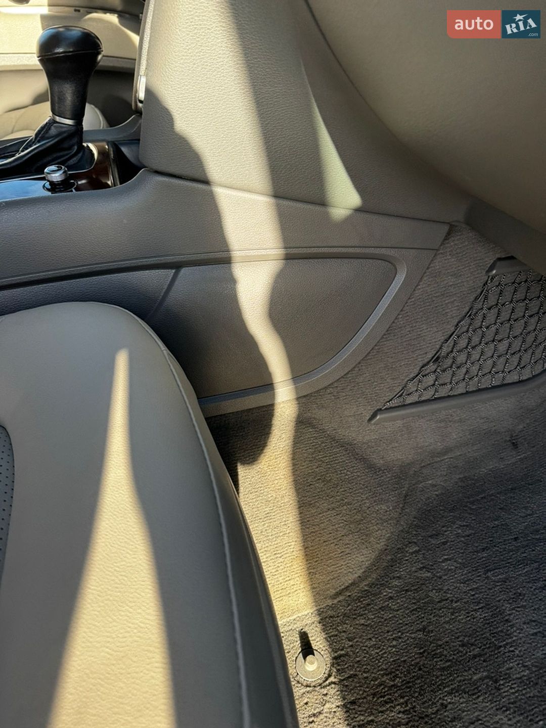 Audi Q7 2014 VIN WA1LGAFE5FD004865 фото оголошення 76 з 124
