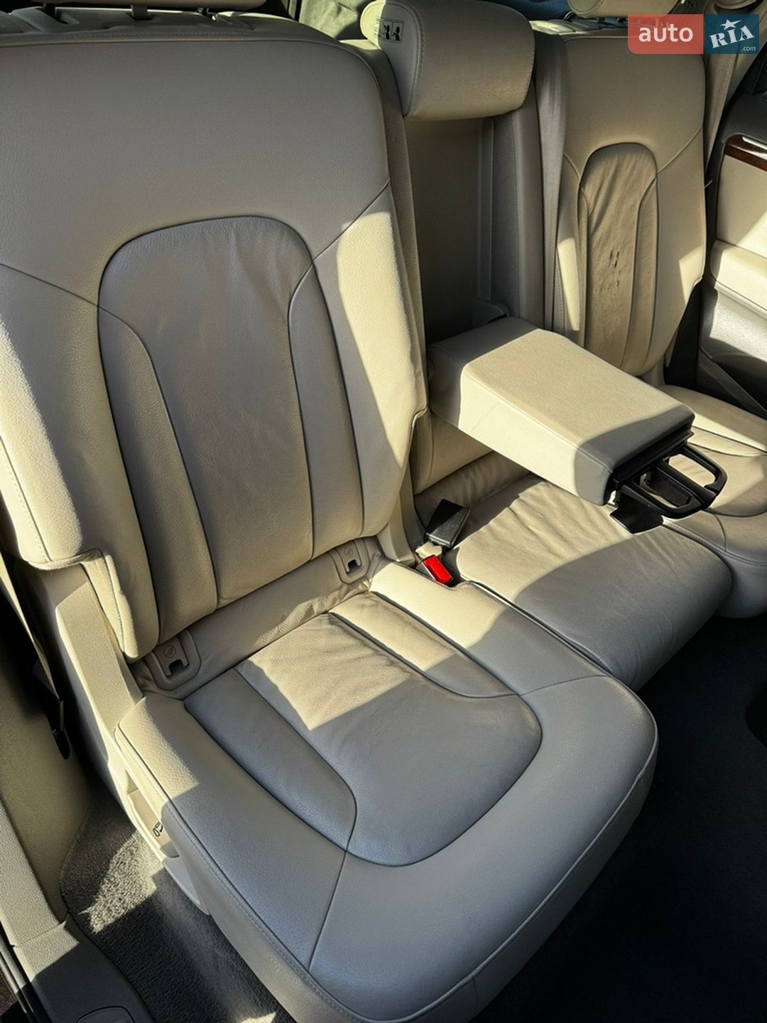 Audi Q7 2014 VIN WA1LGAFE5FD004865 фото оголошення 92 з 124