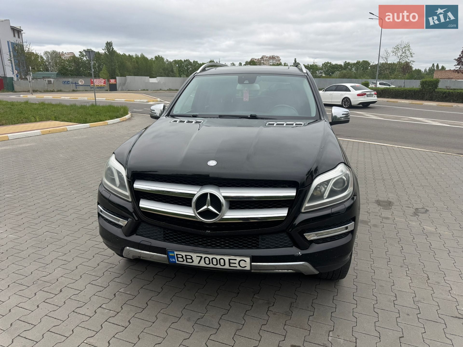 Mercedes-Benz GL-Class 2013 VIN 4JGDF7CE8EA340154 фото оголошення 16 з 36