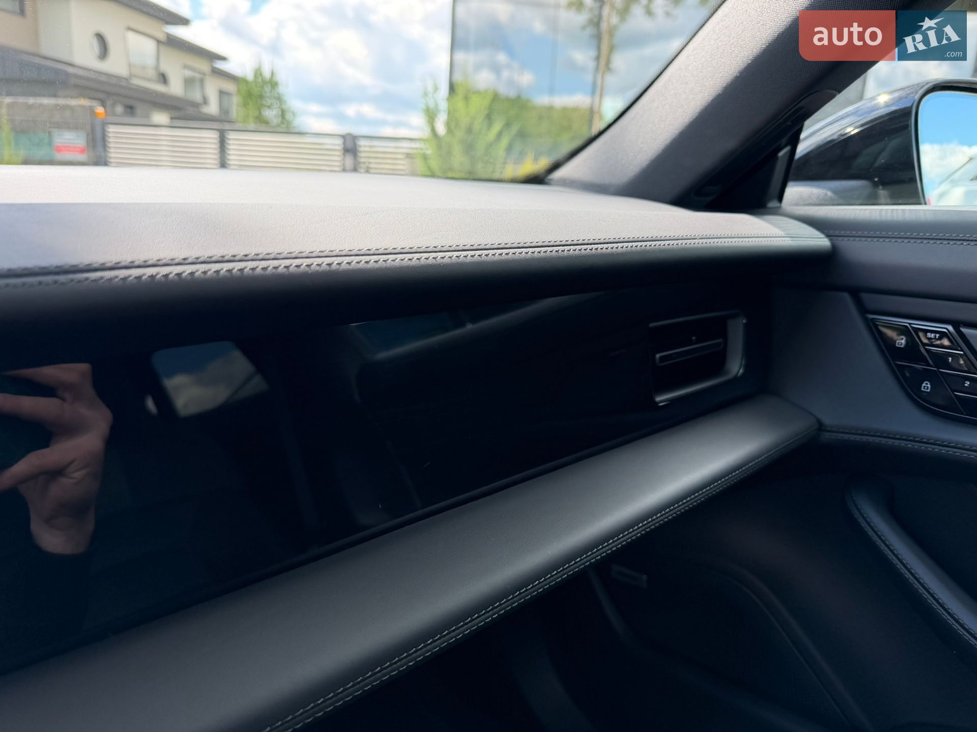 Porsche Taycan 2021 VIN WP0ZZZY1ZMSA29895 фото оголошення 41 з 73