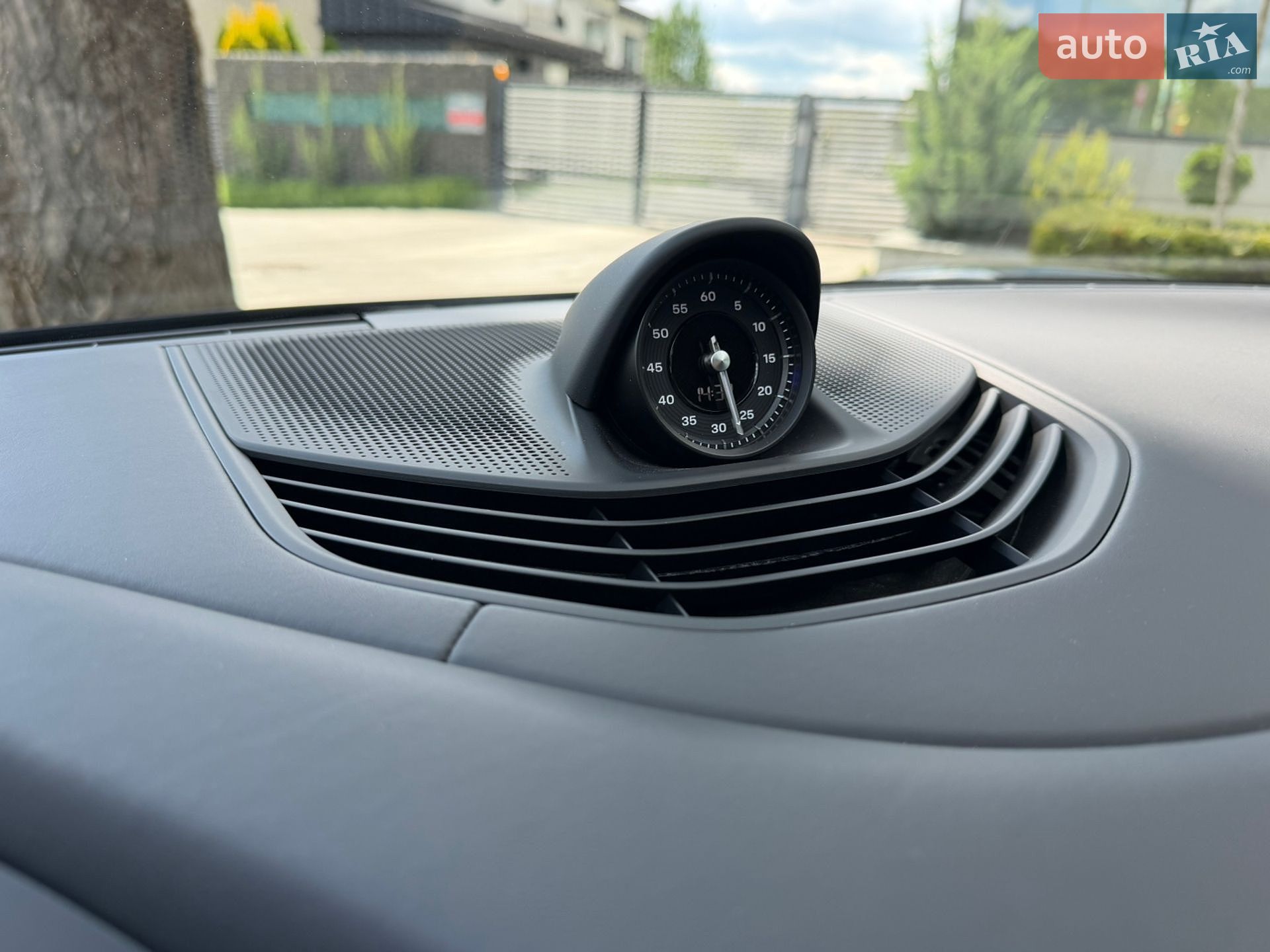Porsche Taycan 2021 VIN WP0ZZZY1ZMSA29895 фото оголошення 47 з 73