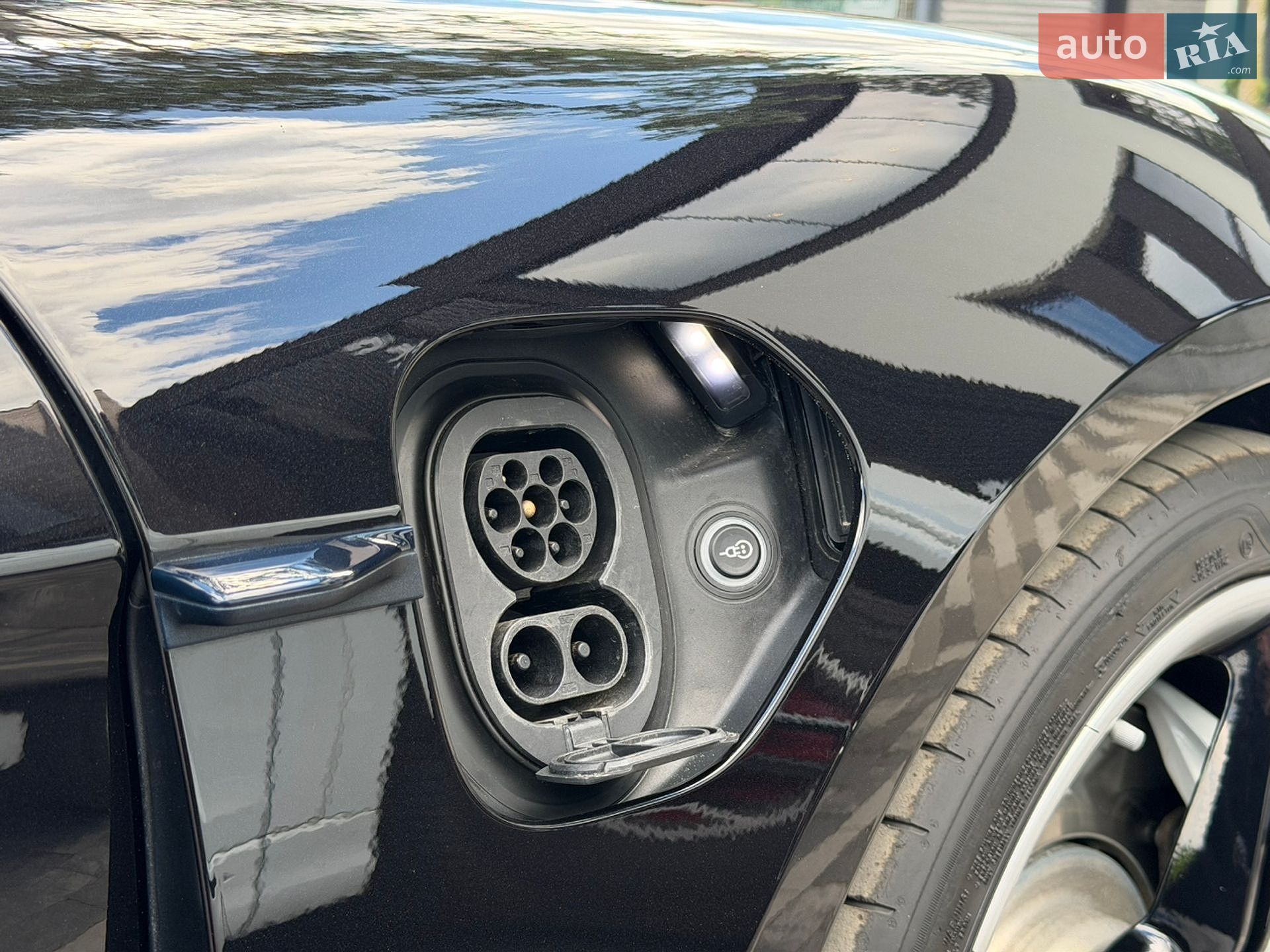 Porsche Taycan 2021 VIN WP0ZZZY1ZMSA29895 фото оголошення 72 з 73