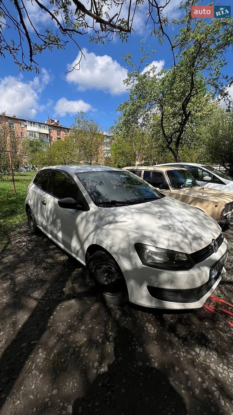 Volkswagen Polo 2011 VIN WVWZZZ6RZCY508019 фото оголошення 2 з 13