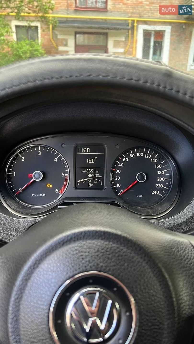 Volkswagen Polo 2011 VIN WVWZZZ6RZCY508019 фото оголошення 10 з 13