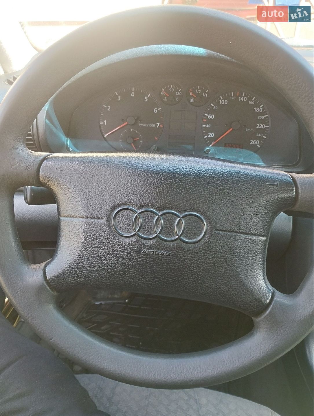 Audi A4 1996 VIN WAUZZZ8DZTA148694 фото оголошення 8 з 11