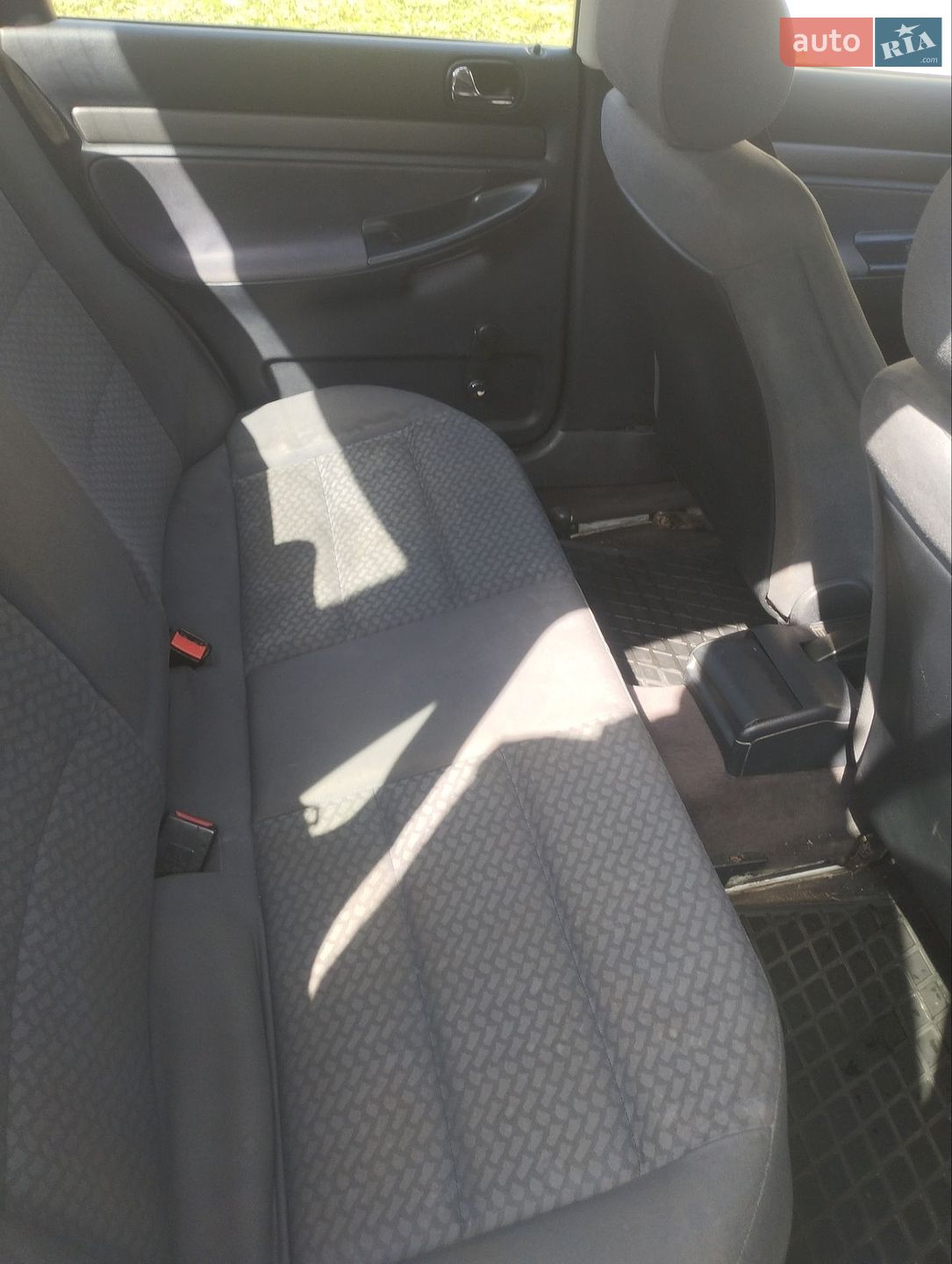 Audi A4 1996 VIN WAUZZZ8DZTA148694 фото оголошення 6 з 11