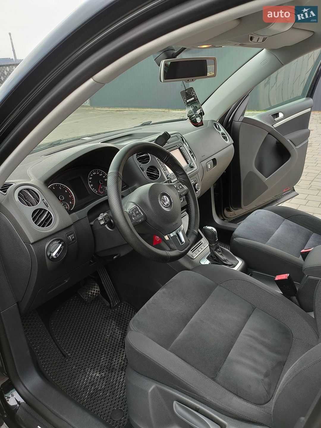 Volkswagen Tiguan 2011 VIN WVGZZZ5NZCW003837 фото оголошення 22 з 82