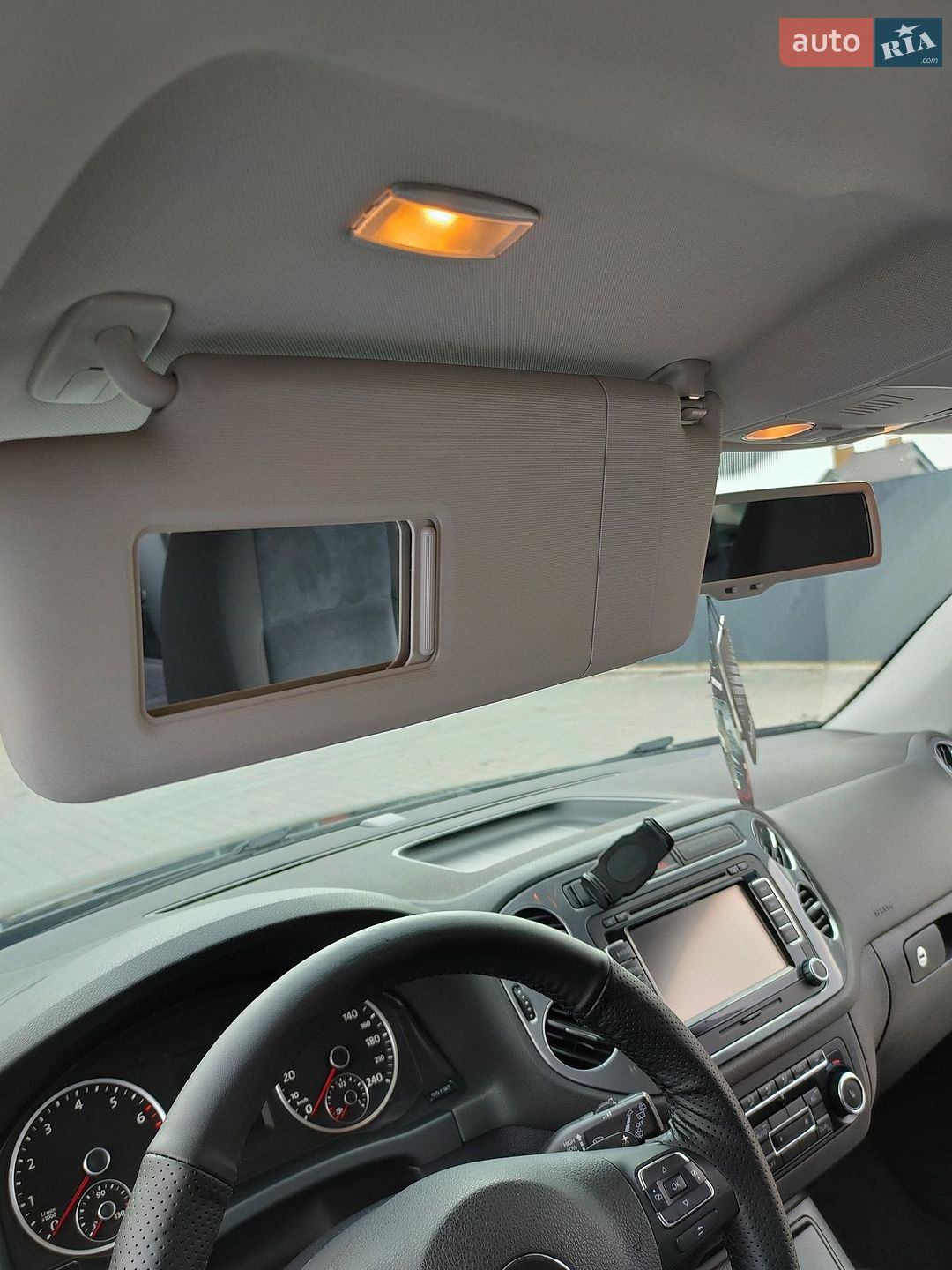 Volkswagen Tiguan 2011 VIN WVGZZZ5NZCW003837 фото оголошення 19 з 82