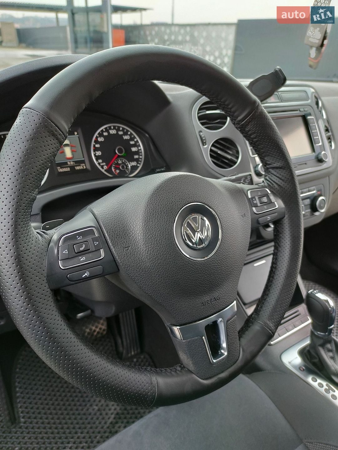 Volkswagen Tiguan 2011 VIN WVGZZZ5NZCW003837 фото оголошення 23 з 82