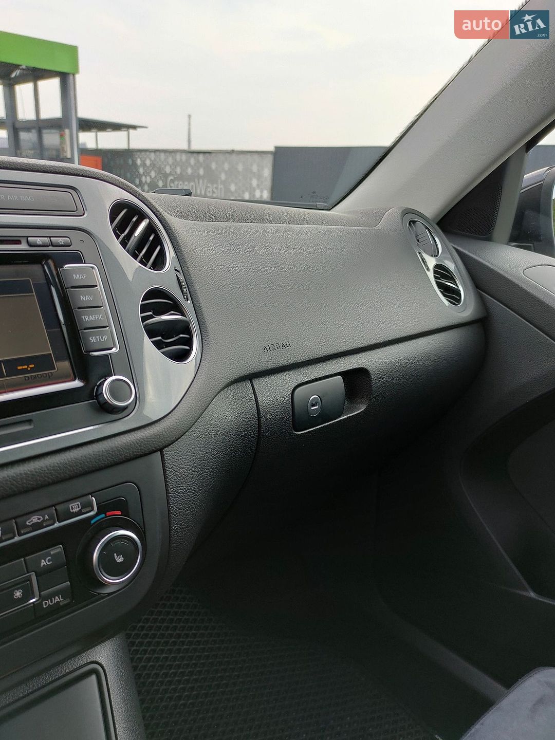 Volkswagen Tiguan 2011 VIN WVGZZZ5NZCW003837 фото оголошення 40 з 82