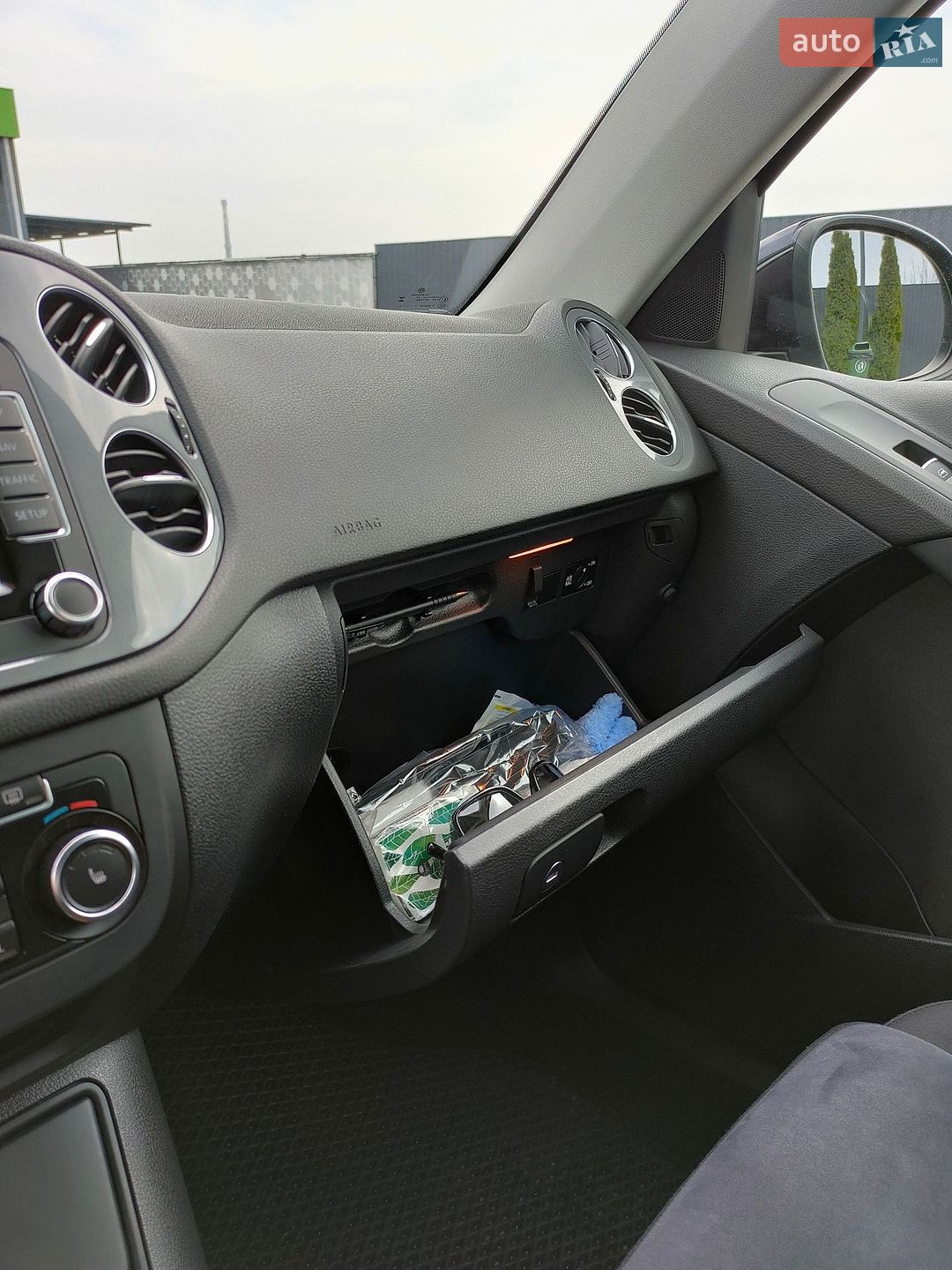 Volkswagen Tiguan 2011 VIN WVGZZZ5NZCW003837 фото оголошення 57 з 82