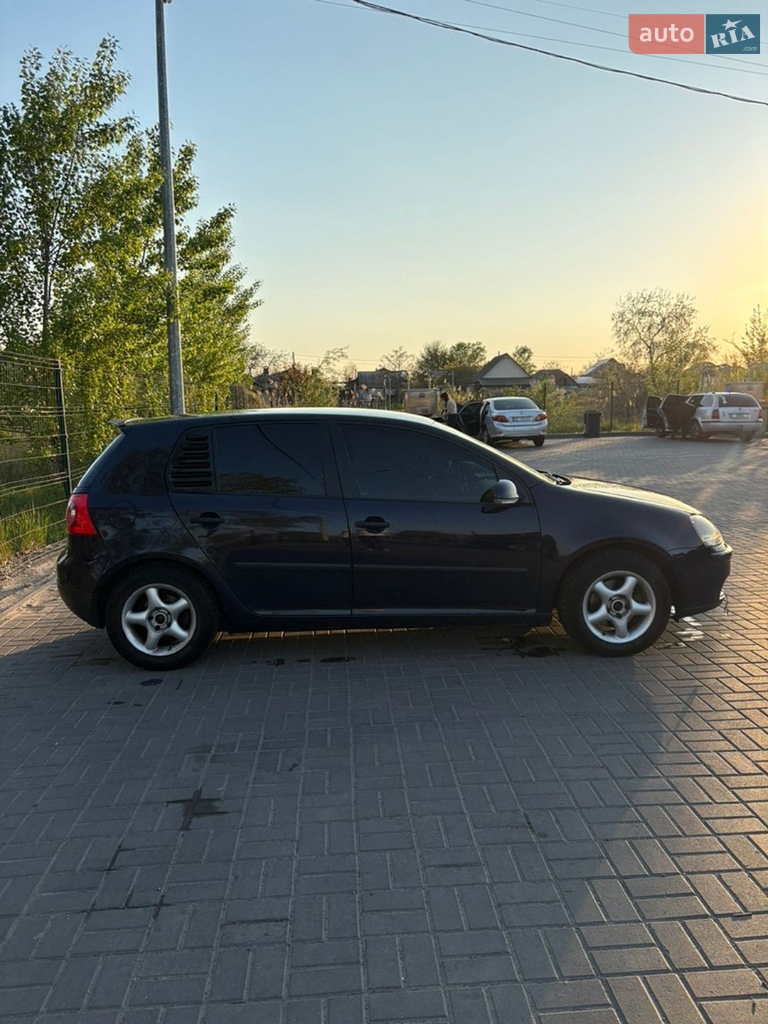 Volkswagen Golf 2004 VIN WVWZZZ1KZ4W051514 фото оголошення 4 з 13