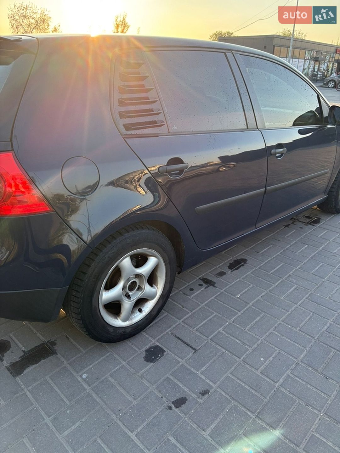 Volkswagen Golf 2004 VIN WVWZZZ1KZ4W051514 фото оголошення 5 з 13