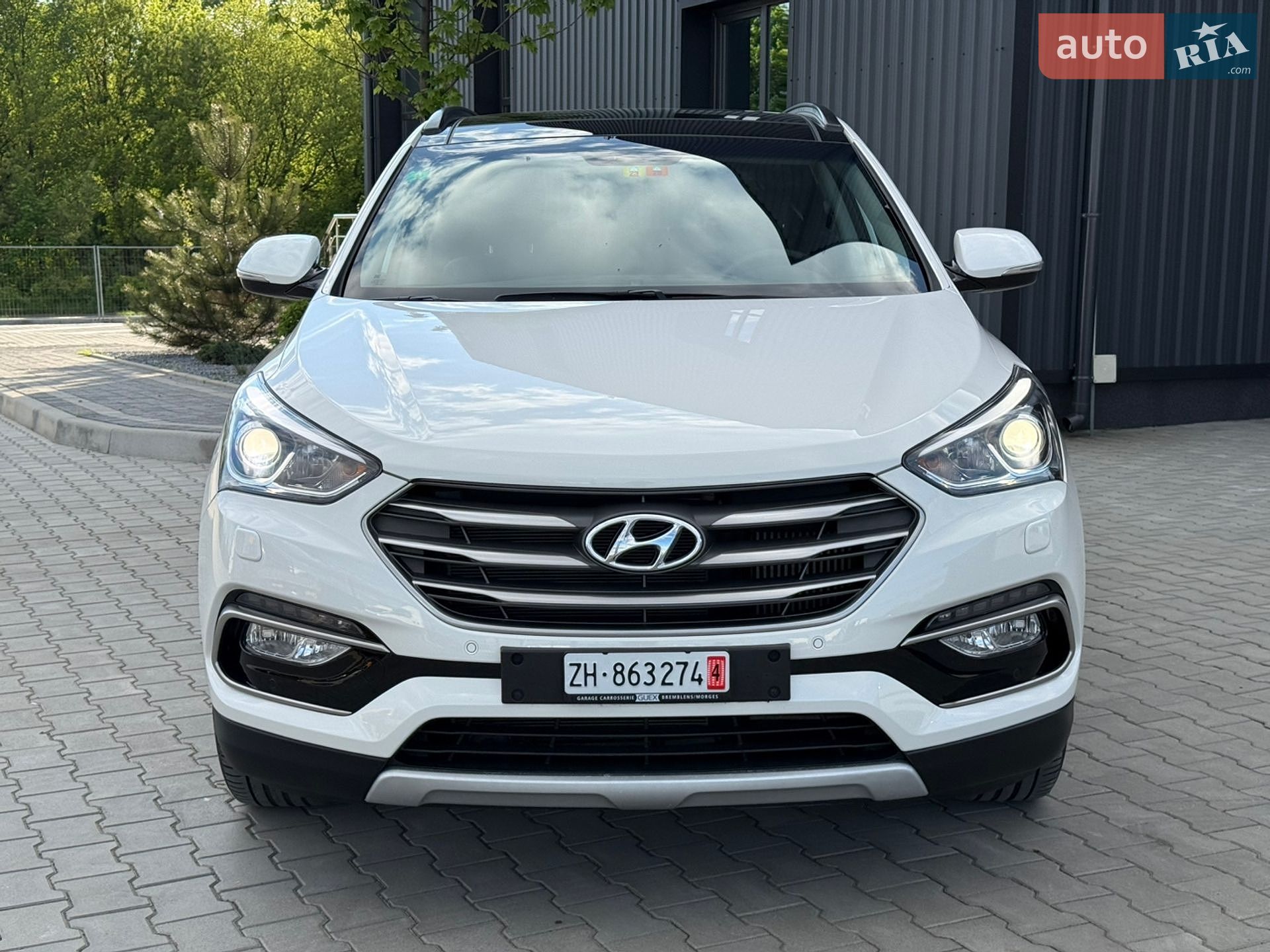 Hyundai Santa FE 2015 VIN KMHSU81XDGU552754 фото оголошення 3 з 80