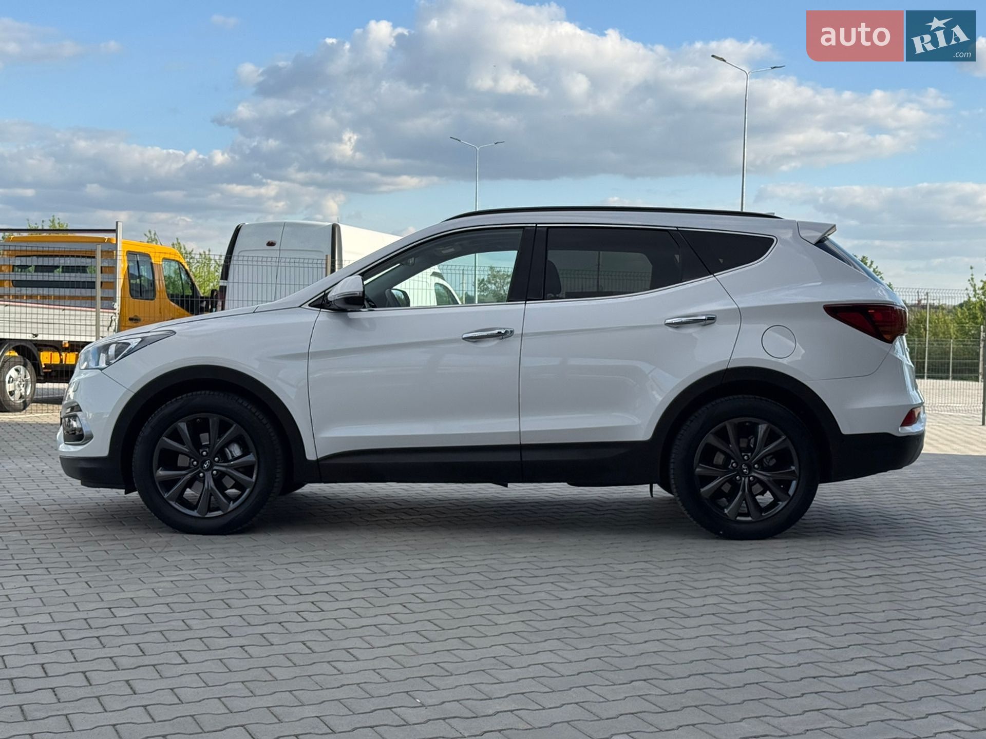 Hyundai Santa FE 2015 VIN KMHSU81XDGU552754 фото оголошення 12 з 80