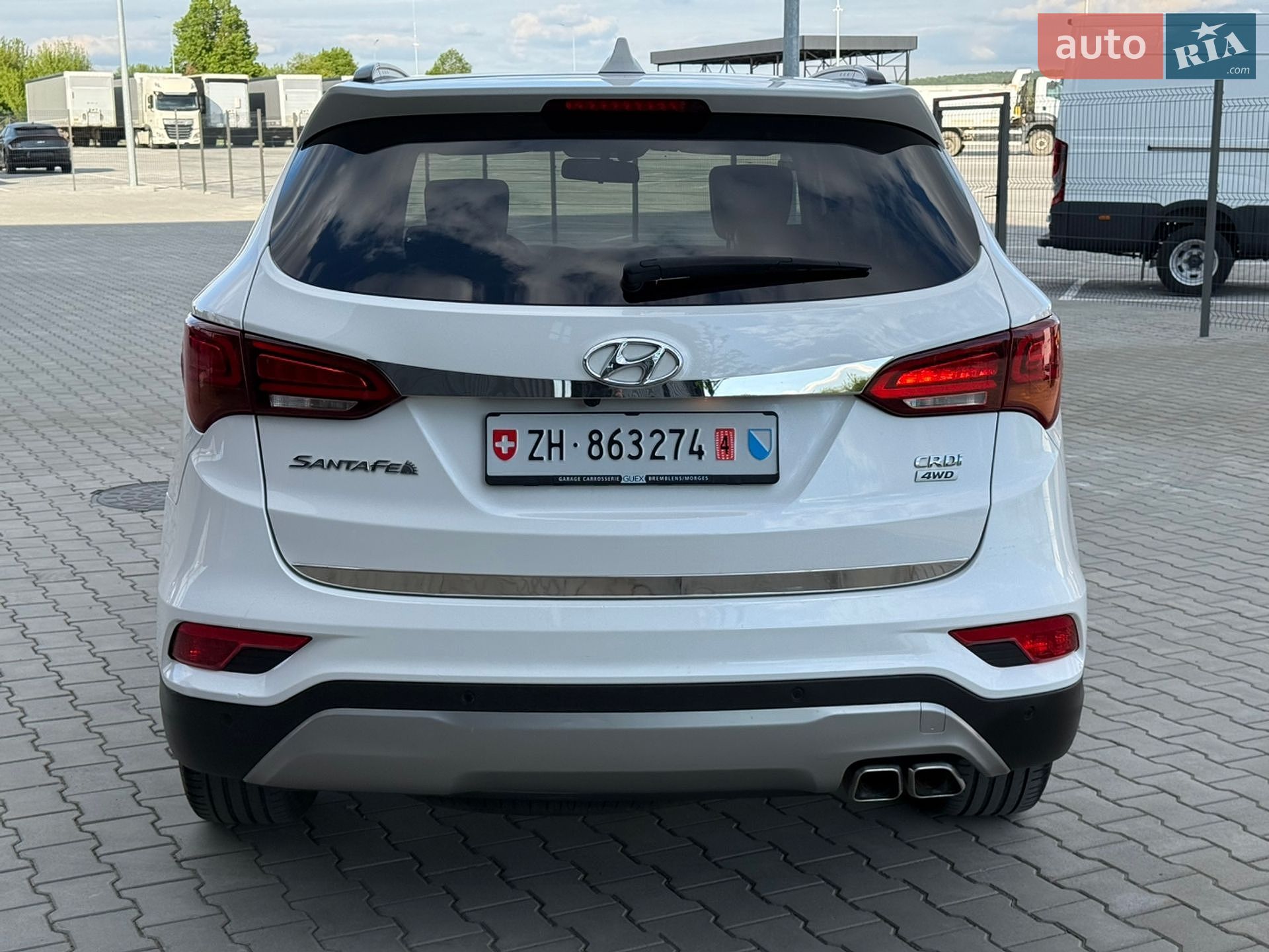 Hyundai Santa FE 2015 VIN KMHSU81XDGU552754 фото оголошення 10 з 80