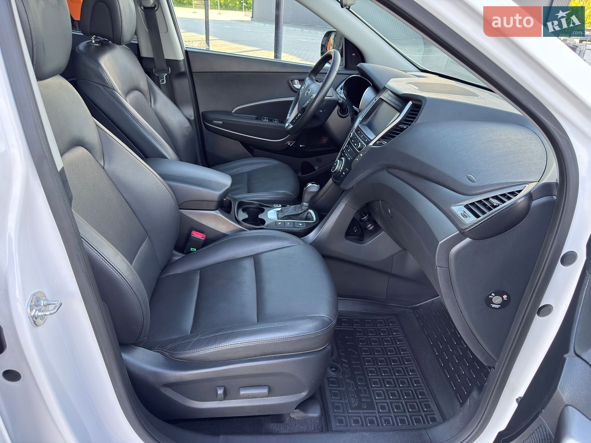 Hyundai Santa FE 2015 VIN KMHSU81XDGU552754 фото оголошення 53 з 80