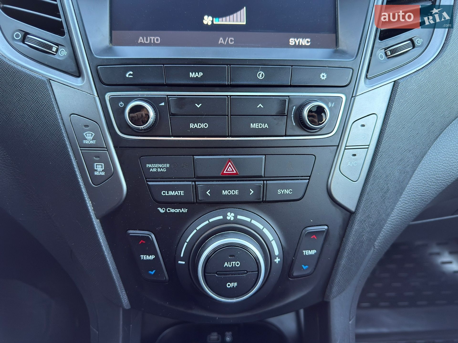 Hyundai Santa FE 2015 VIN KMHSU81XDGU552754 фото оголошення 67 з 80