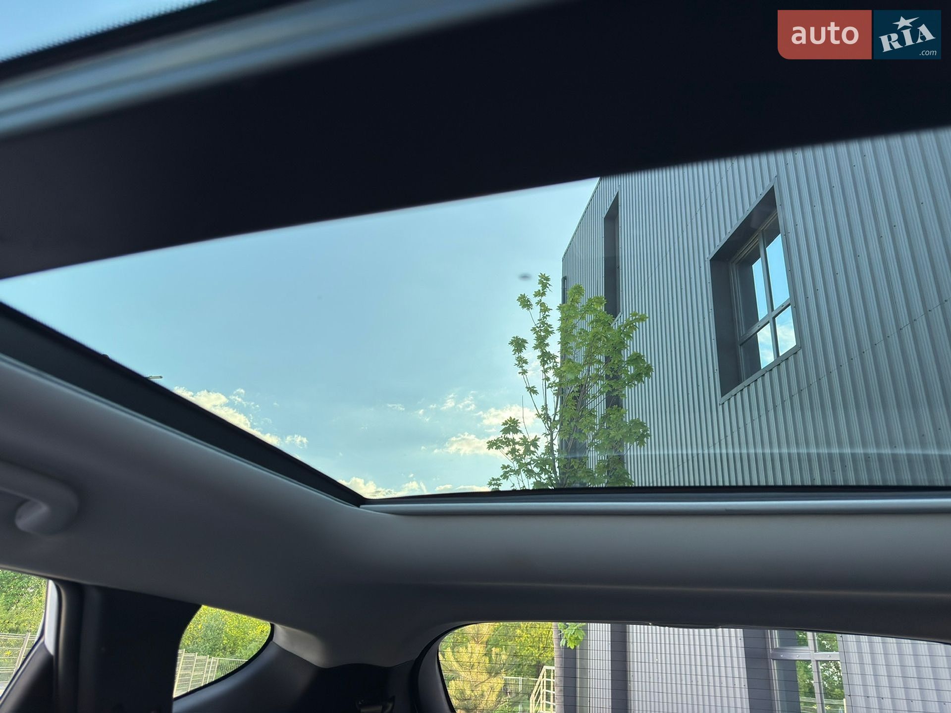 Hyundai Santa FE 2015 VIN KMHSU81XDGU552754 фото оголошення 79 з 80