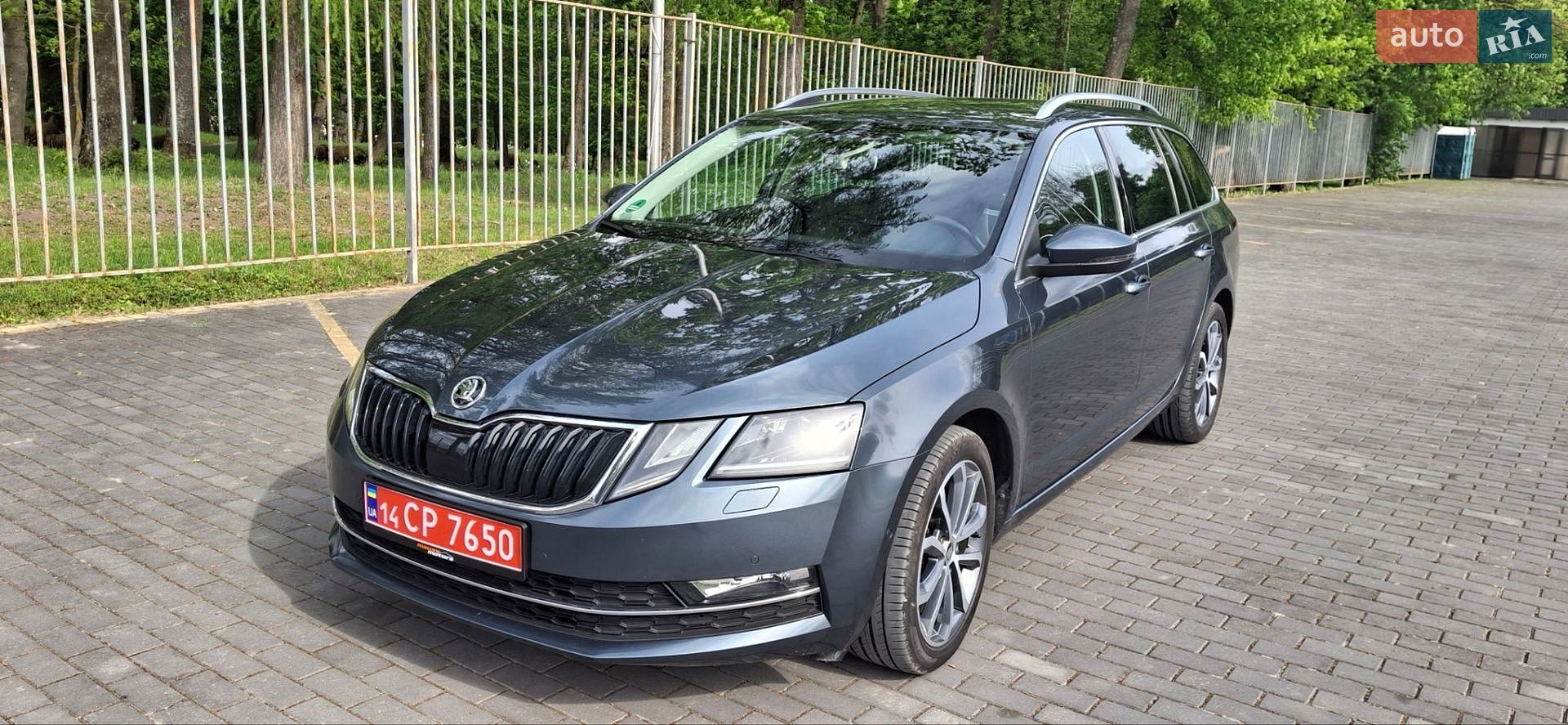 Skoda Octavia 2019 VIN TMBJJ7NE1K0166531 фото оголошення 4 з 57