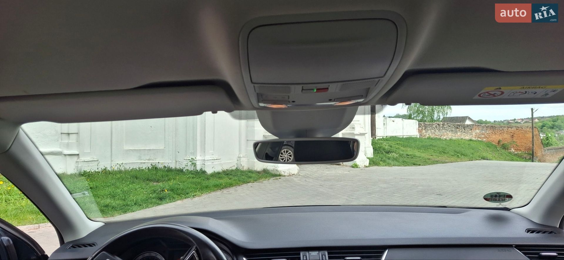 Skoda Octavia 2019 VIN TMBJJ7NE1K0166531 фото оголошення 22 з 57