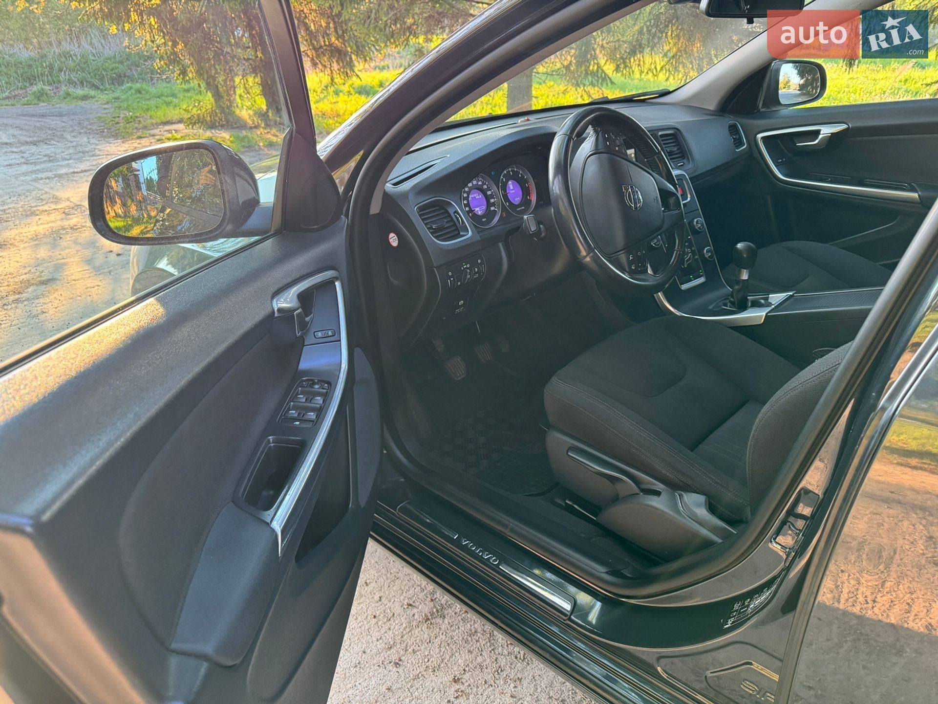 Volvo V60 2012 VIN YV1FW84A1D1115254 фото оголошення 12 з 24