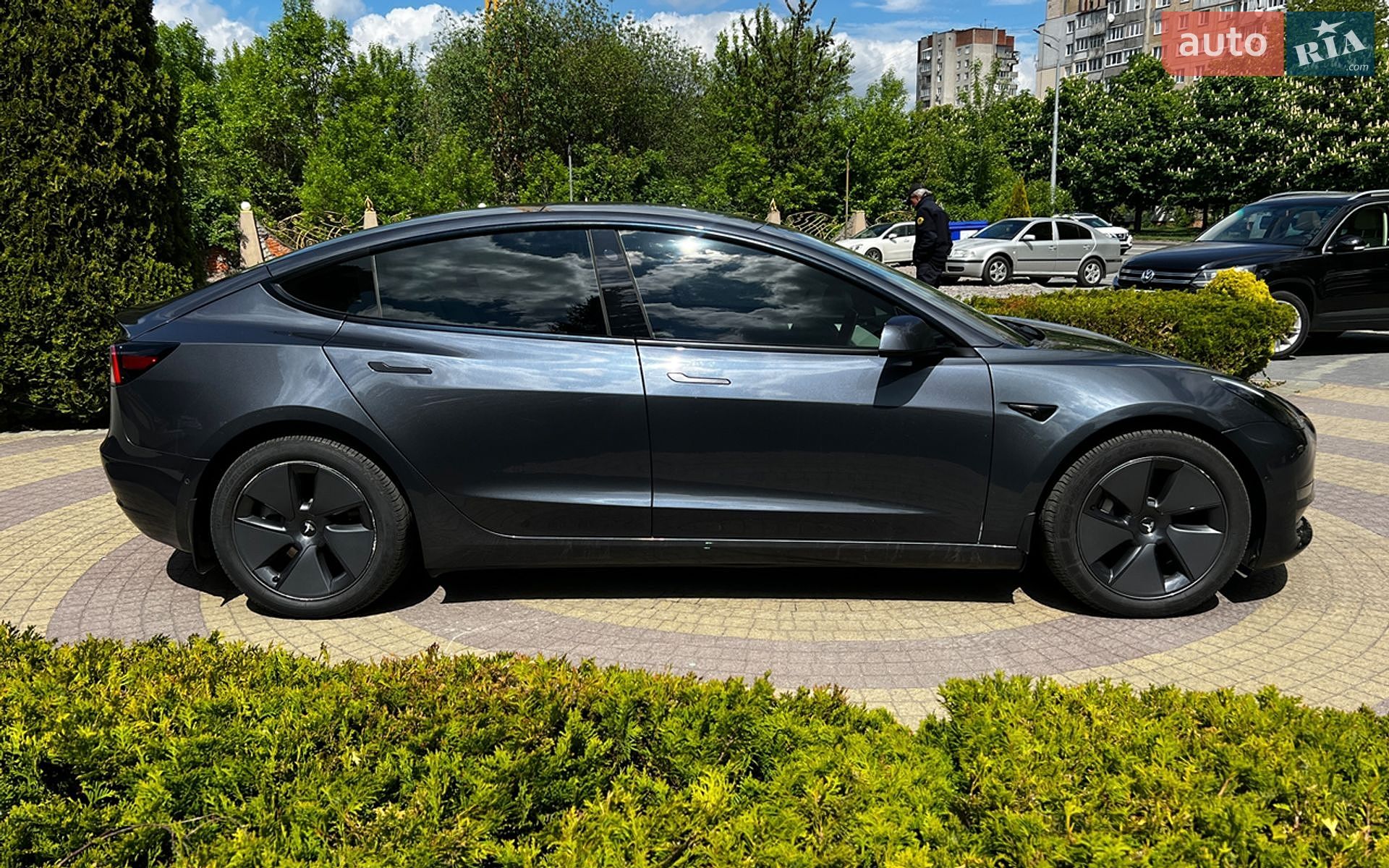 Tesla Model 3 2022 VIN 5YJ3E1EB2NF195655 фото оголошення 8 з 19