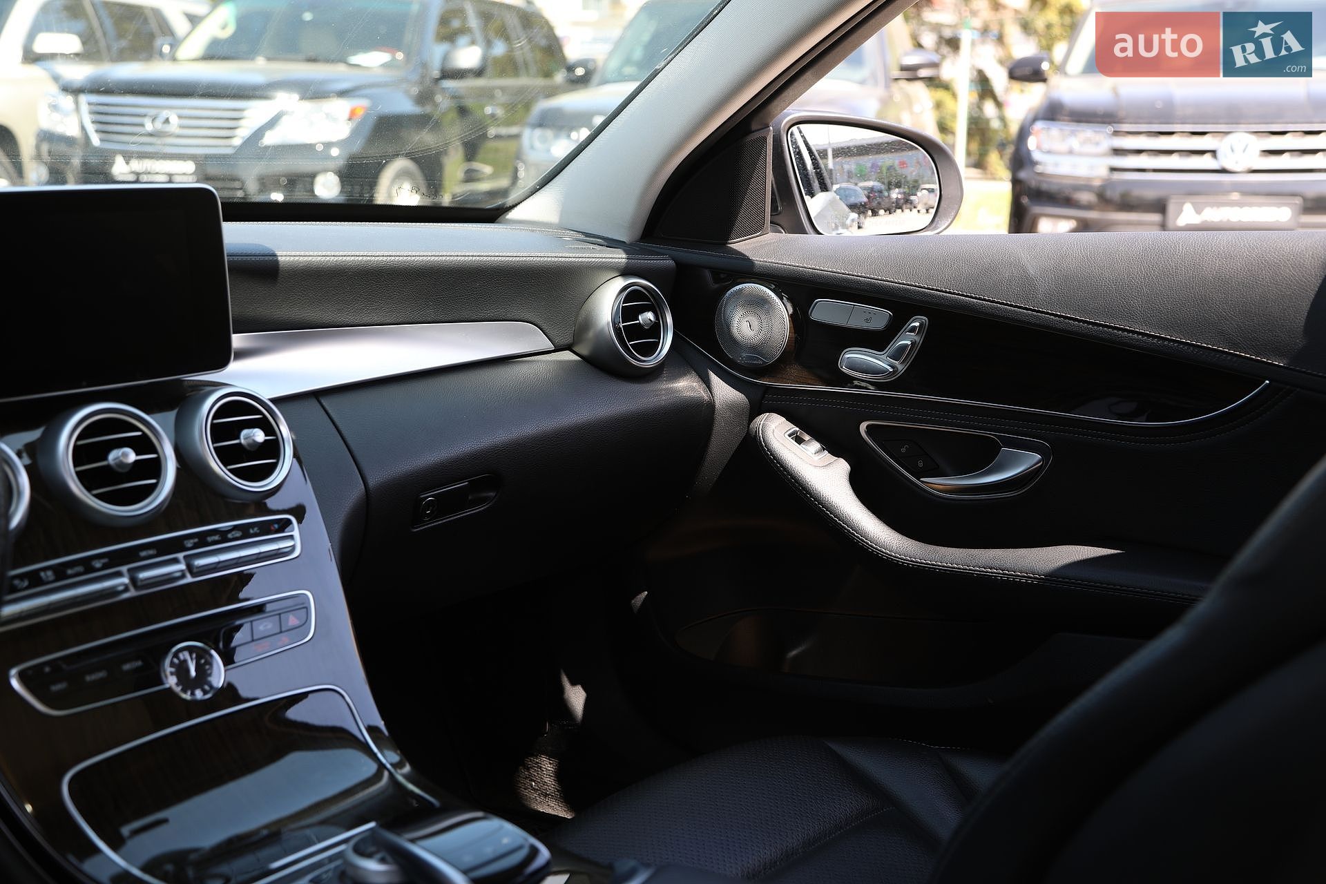 Mercedes-Benz C-Class 2016 VIN 55SWF4KB0GU134435 фото оголошення 16 з 31