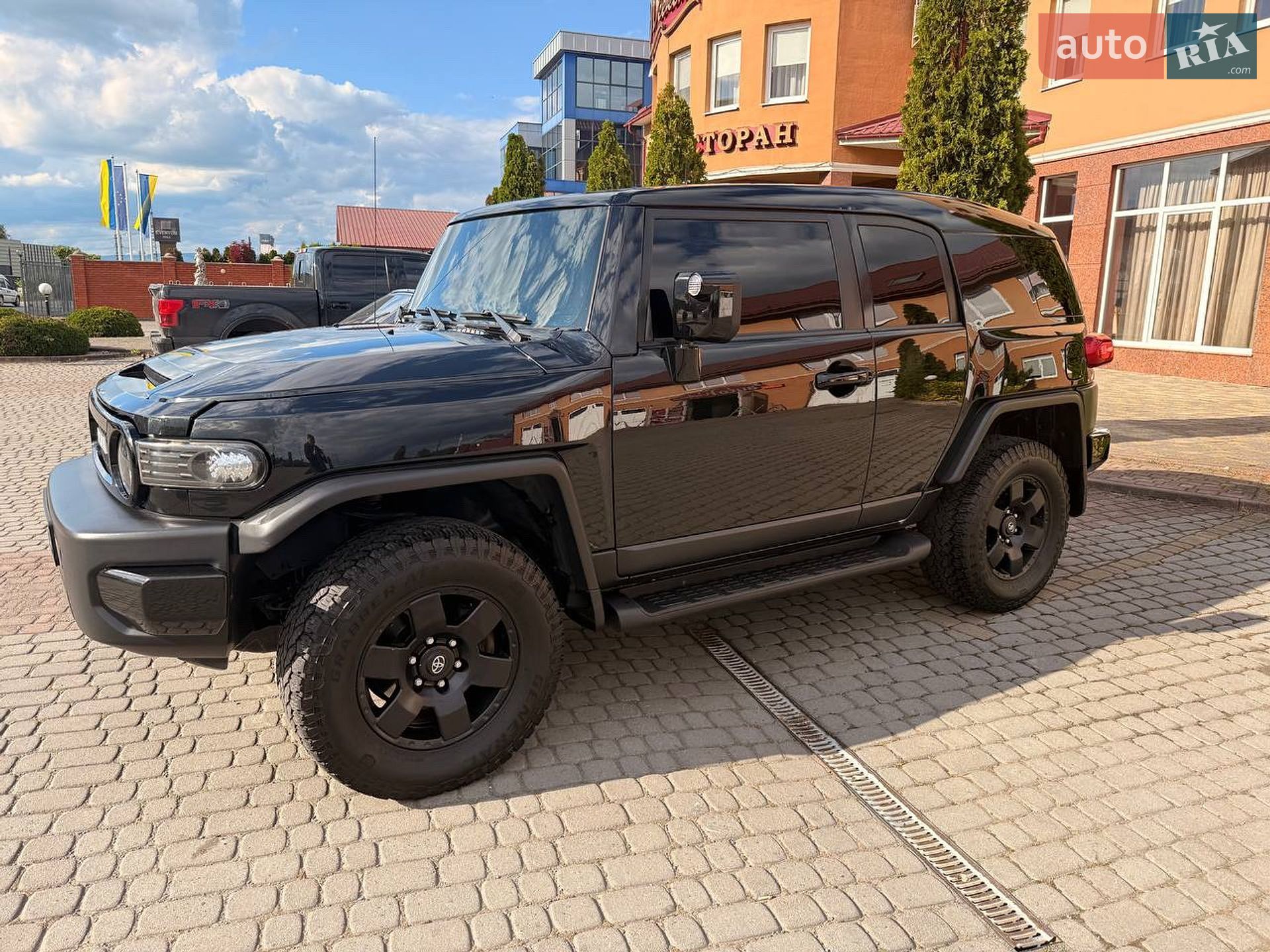 Toyota FJ Cruiser 2007 VIN JTEBU11F870083138 фото оголошення 4 з 23