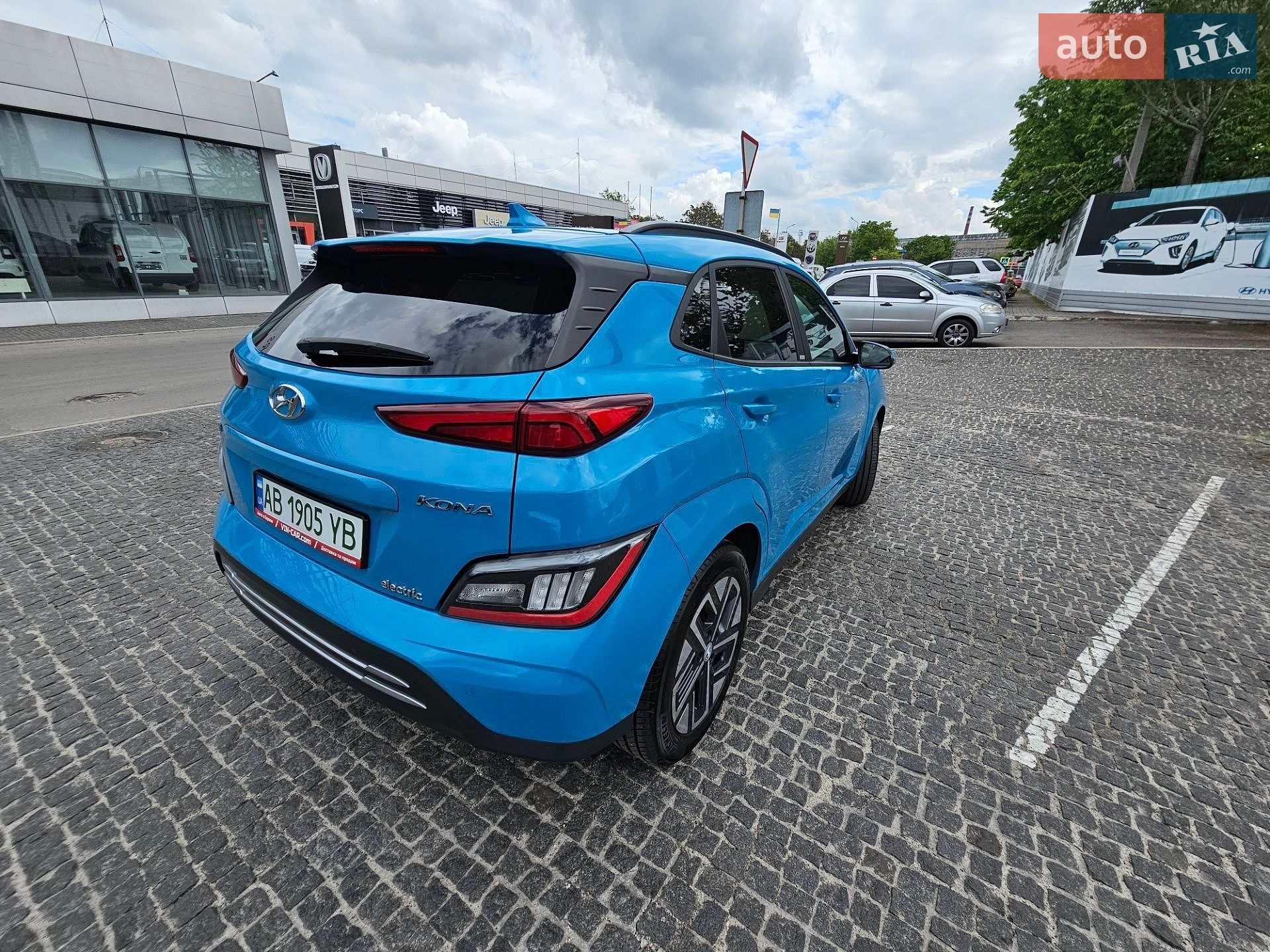 Hyundai Kona Electric 2021 VIN TMAK381HFMJ032604 фото оголошення 9 з 25