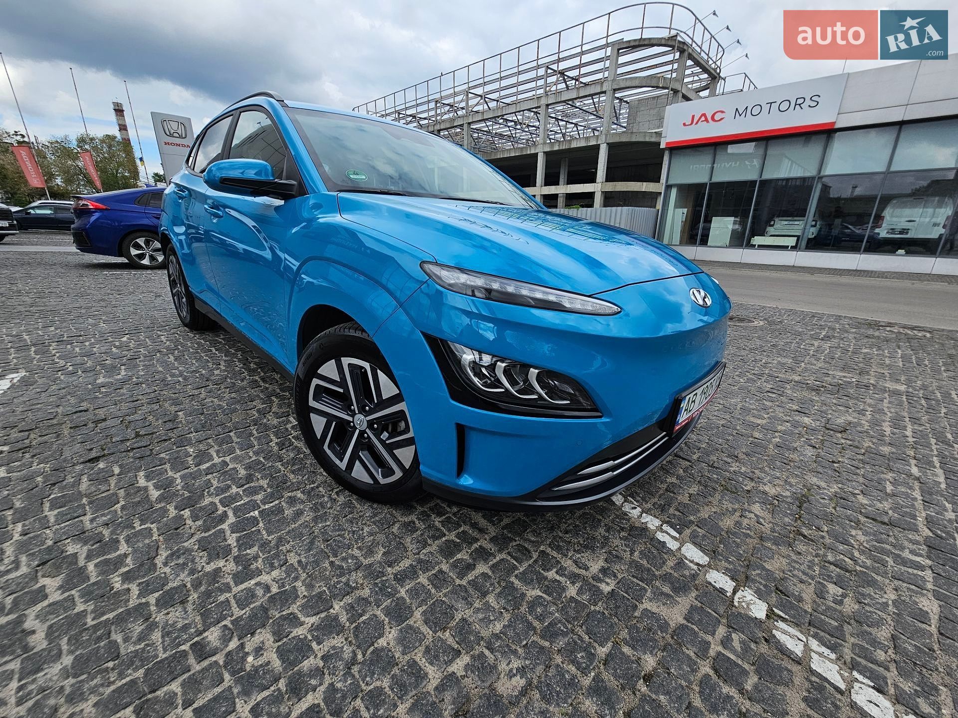 Hyundai Kona Electric 2021 VIN TMAK381HFMJ032604 фото оголошення 11 з 25