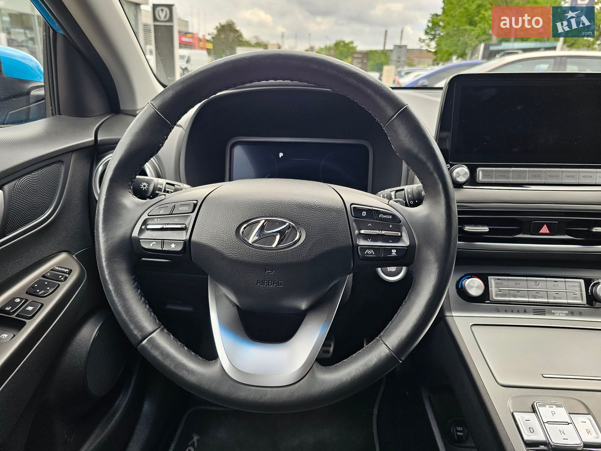 Hyundai Kona Electric 2021 VIN TMAK381HFMJ032604 фото оголошення 17 з 25