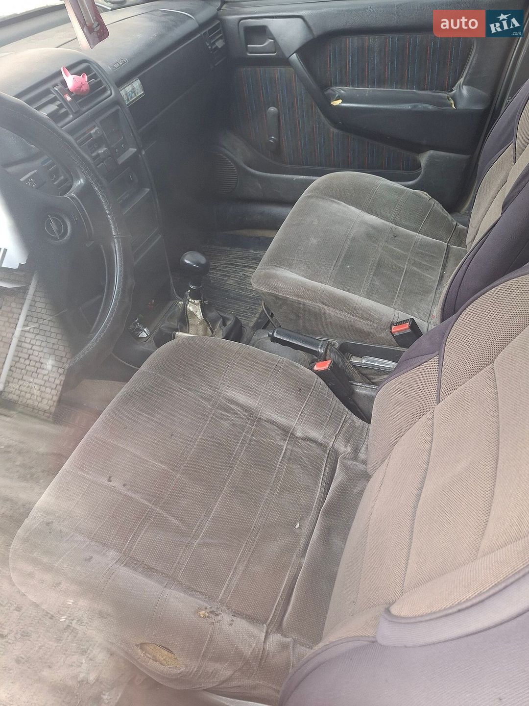 Opel Vectra 1991 VIN W0L000087M5266106 фото оголошення 9 з 10
