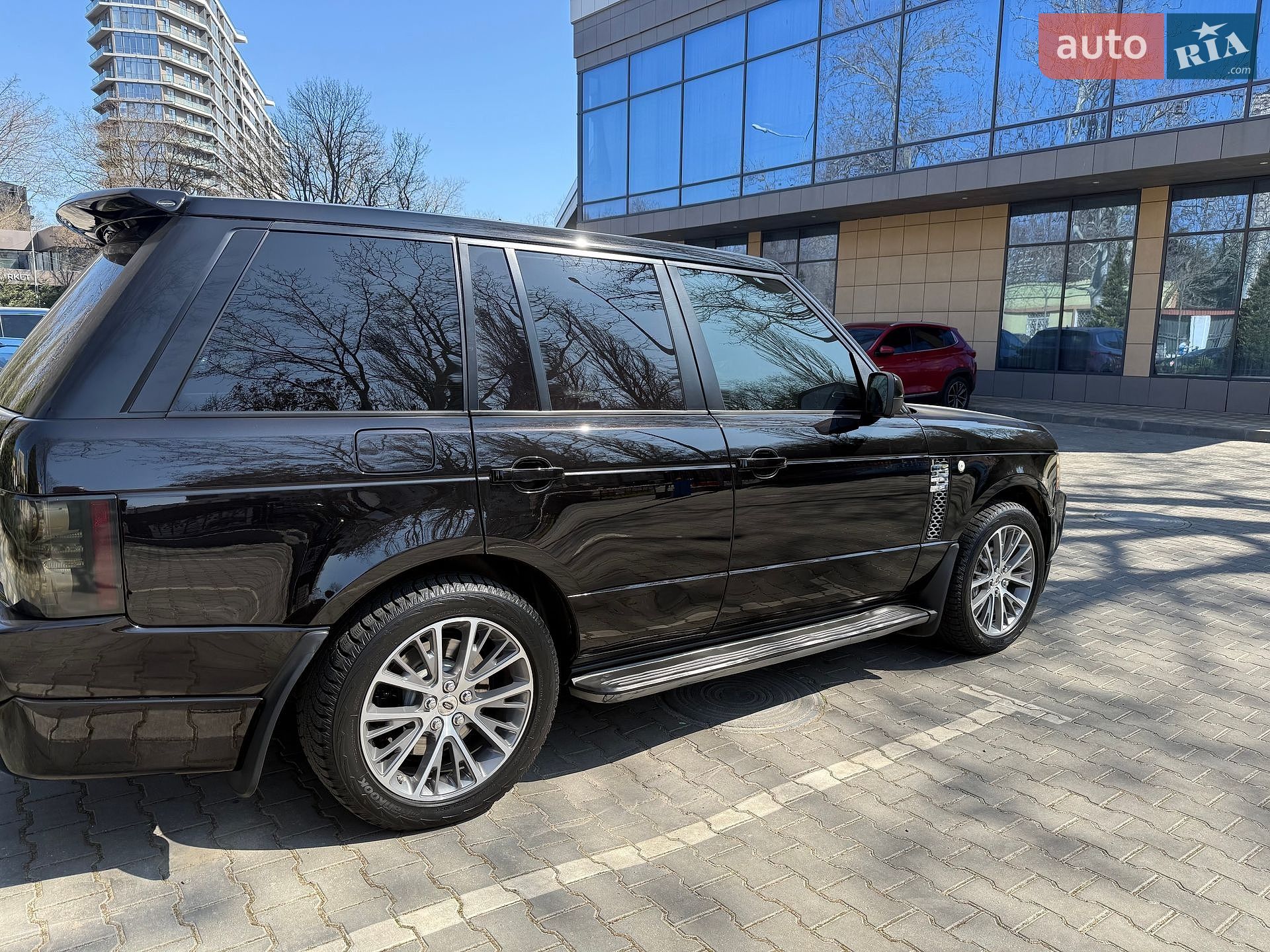 Land Rover Range Rover 2011 VIN SALLMAME4BA338076 фото оголошення 7 з 42