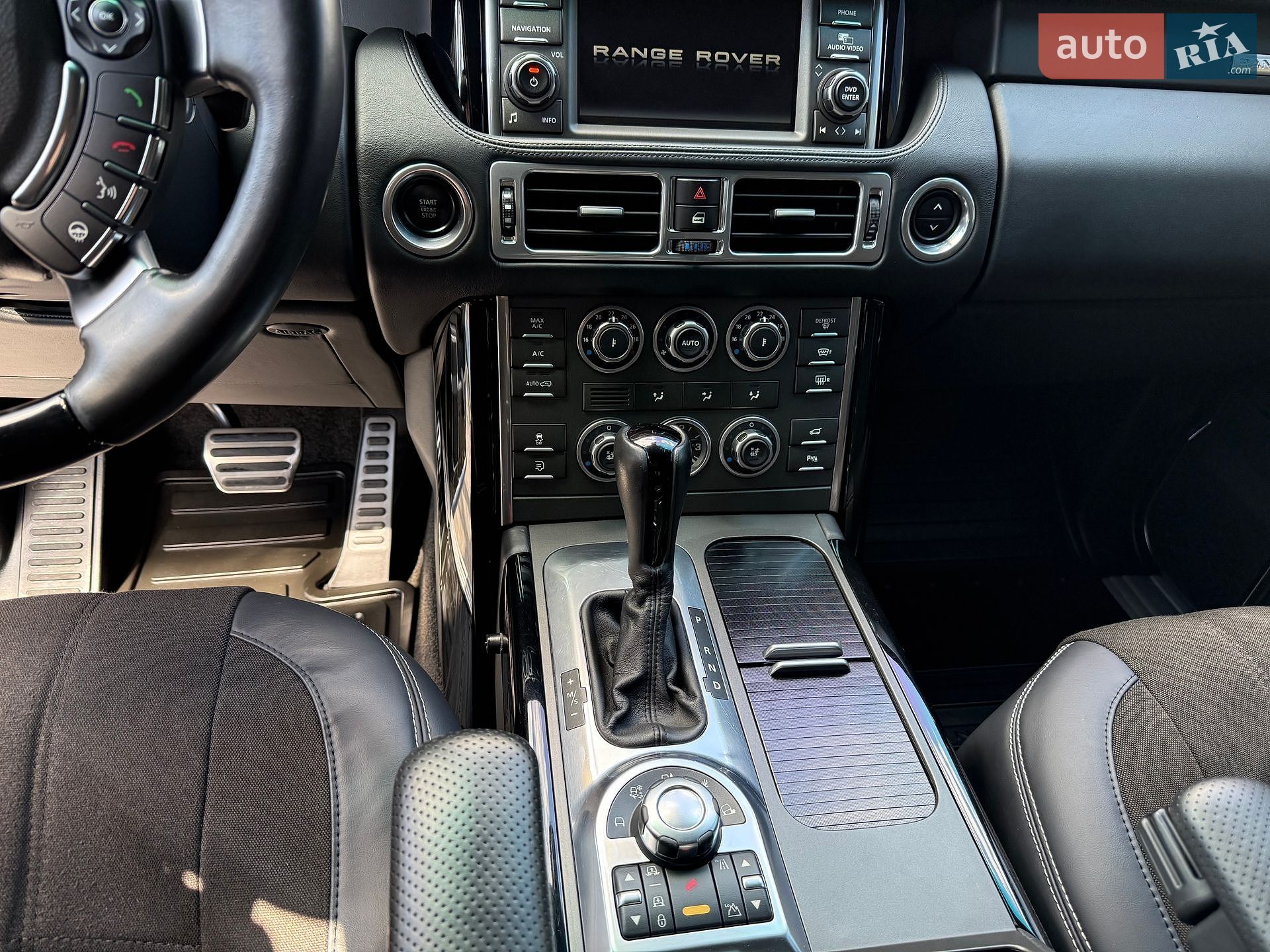 Land Rover Range Rover 2011 VIN SALLMAME4BA338076 фото оголошення 26 з 42