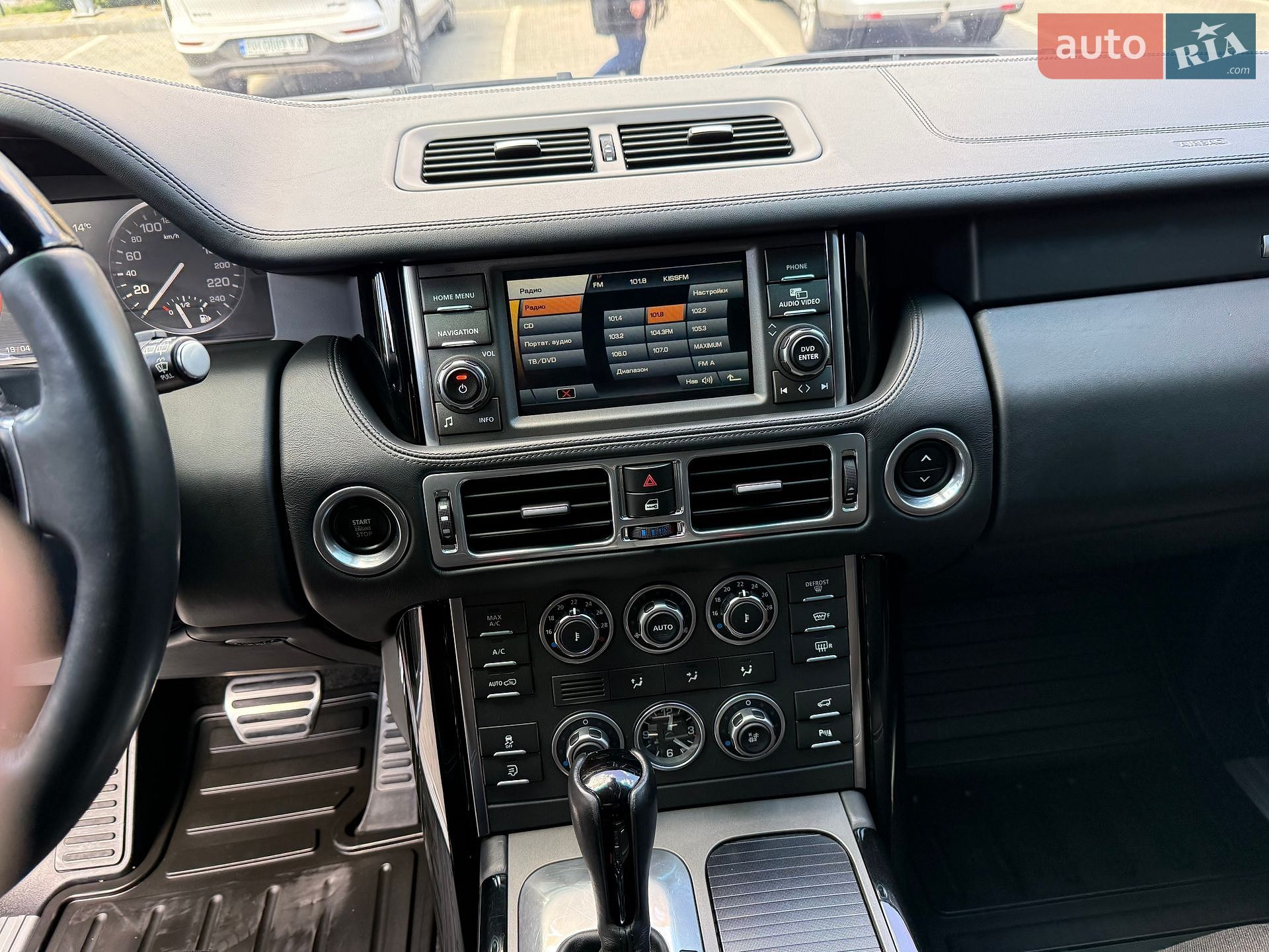Land Rover Range Rover 2011 VIN SALLMAME4BA338076 фото оголошення 27 з 42