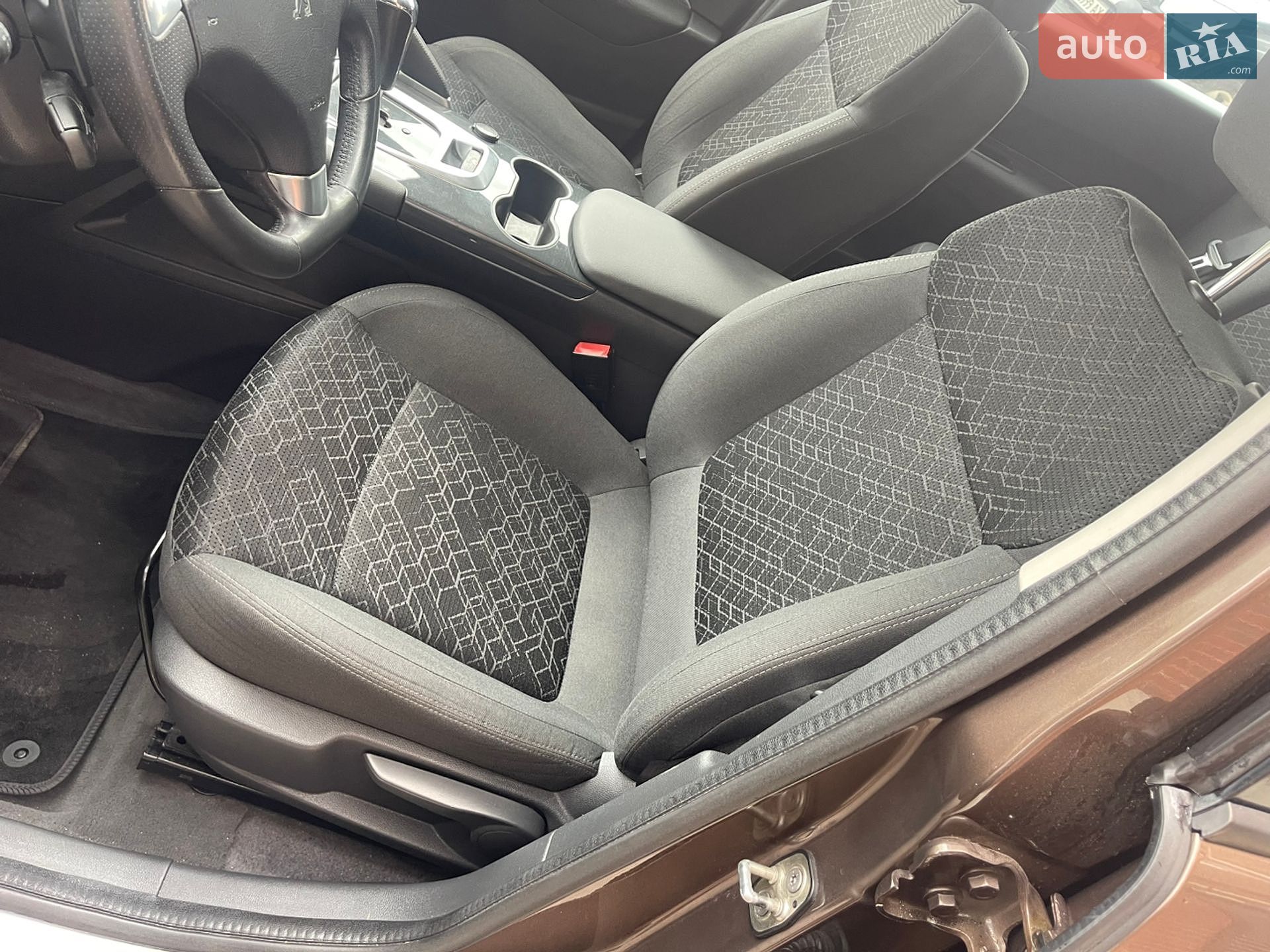 Peugeot 3008 2014 VIN VF30U9HD8ES168852 фото оголошення 15 з 35