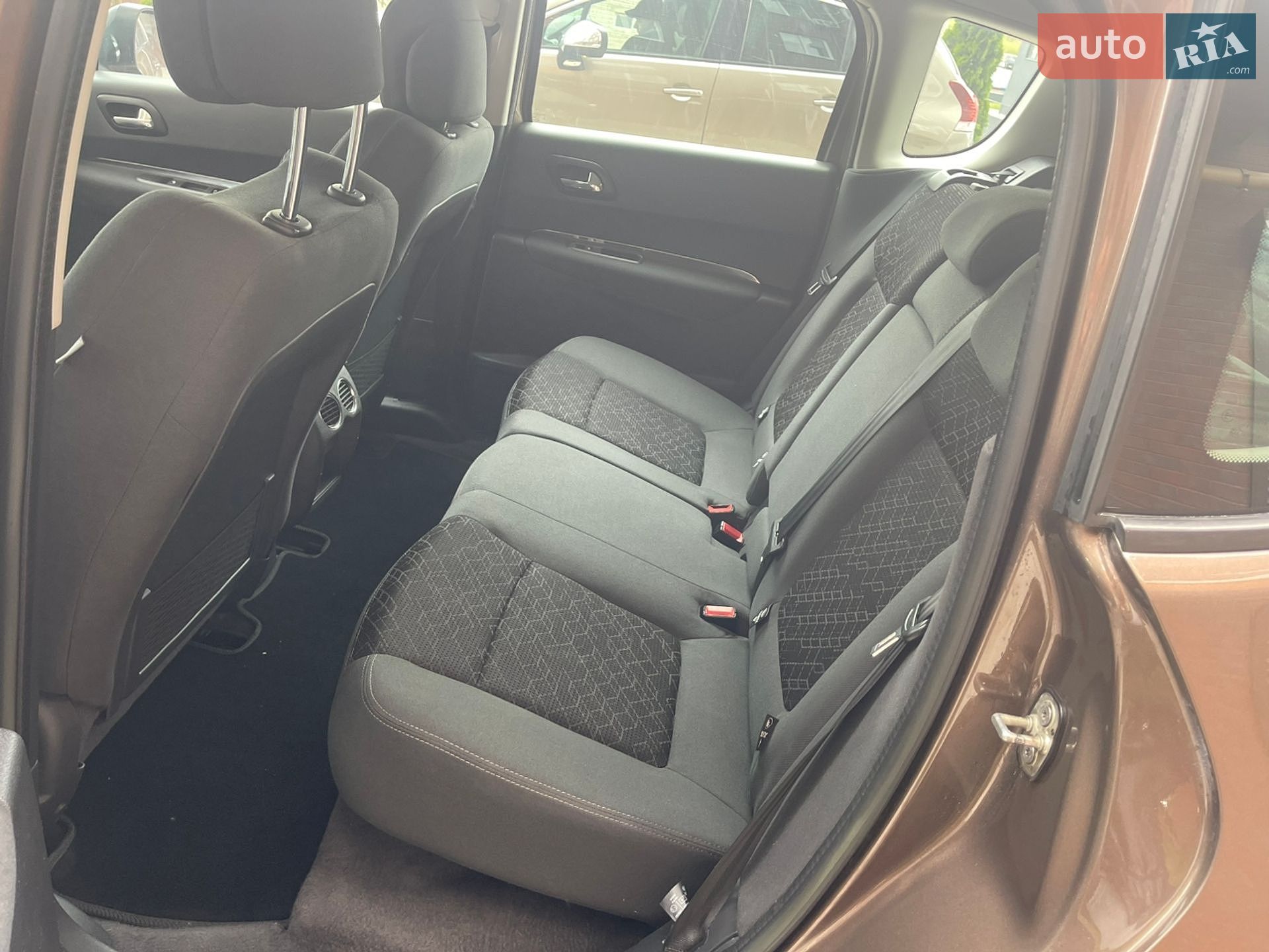Peugeot 3008 2014 VIN VF30U9HD8ES168852 фото оголошення 18 з 35