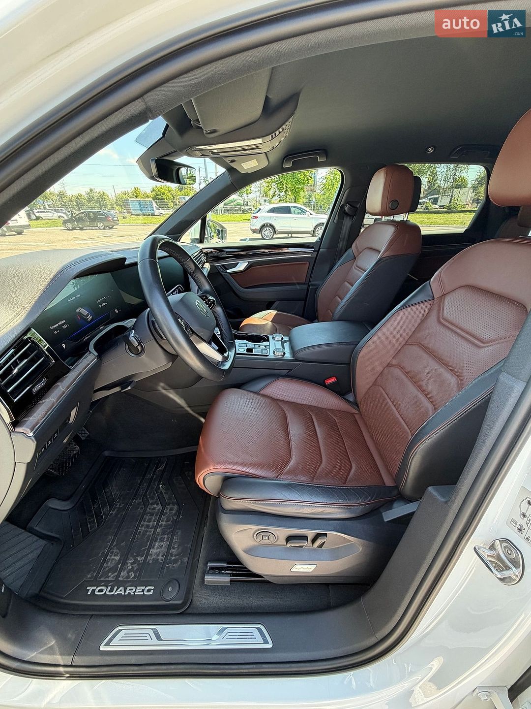 Volkswagen Touareg 2022 VIN WVGZZZCRZND015761 фото оголошення 13 з 28