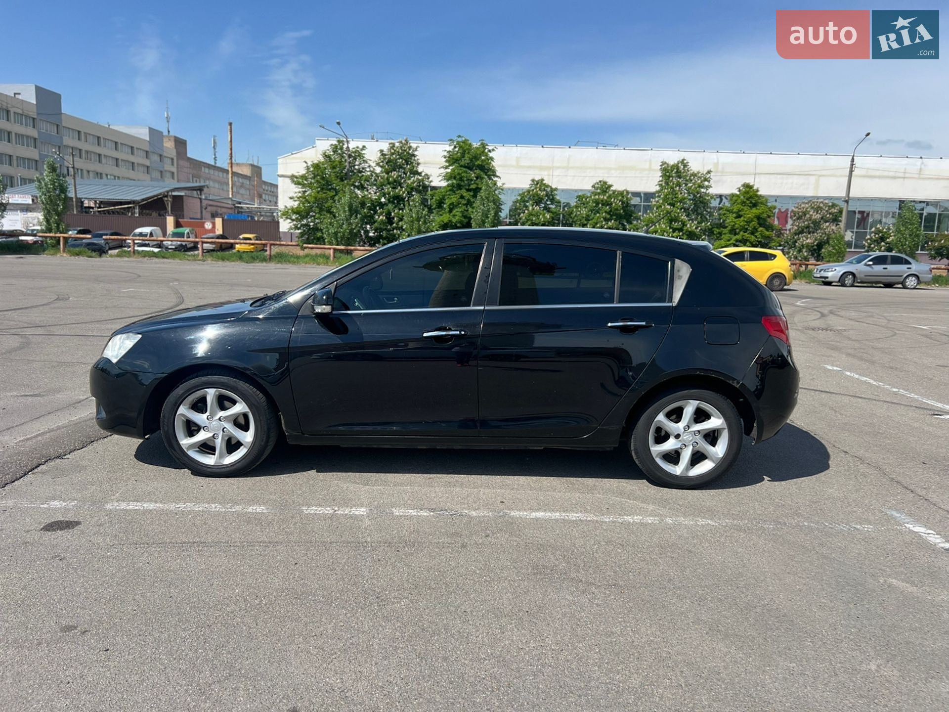 Geely Emgrand EC7-RV 2013 VIN L6T7622S0EN006478 фото оголошення 8 з 25