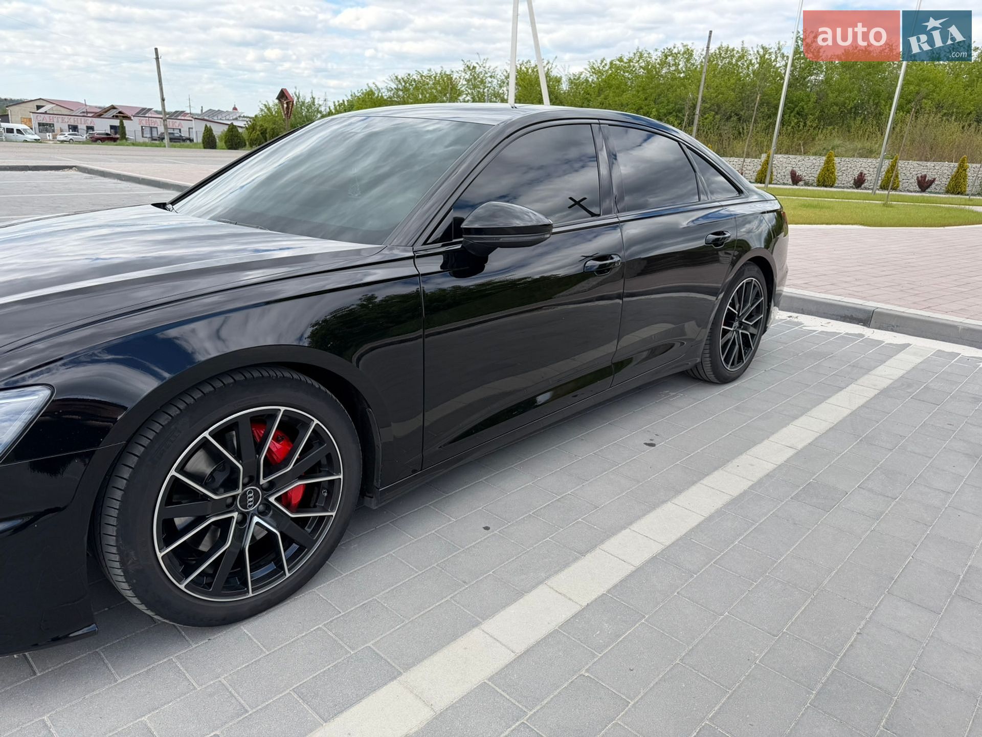 Audi A6 2019 VIN WAUZZZF22KN078681 фото оголошення 4 з 18
