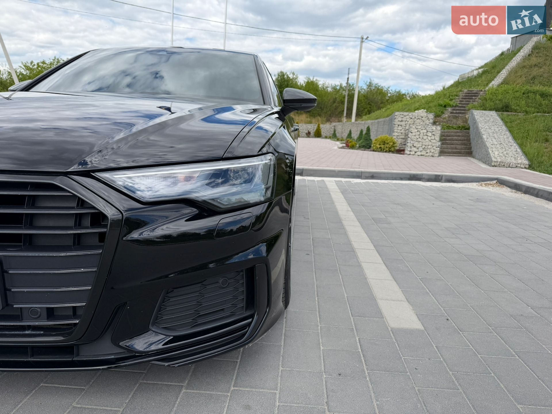 Audi A6 2019 VIN WAUZZZF22KN078681 фото оголошення 6 з 18