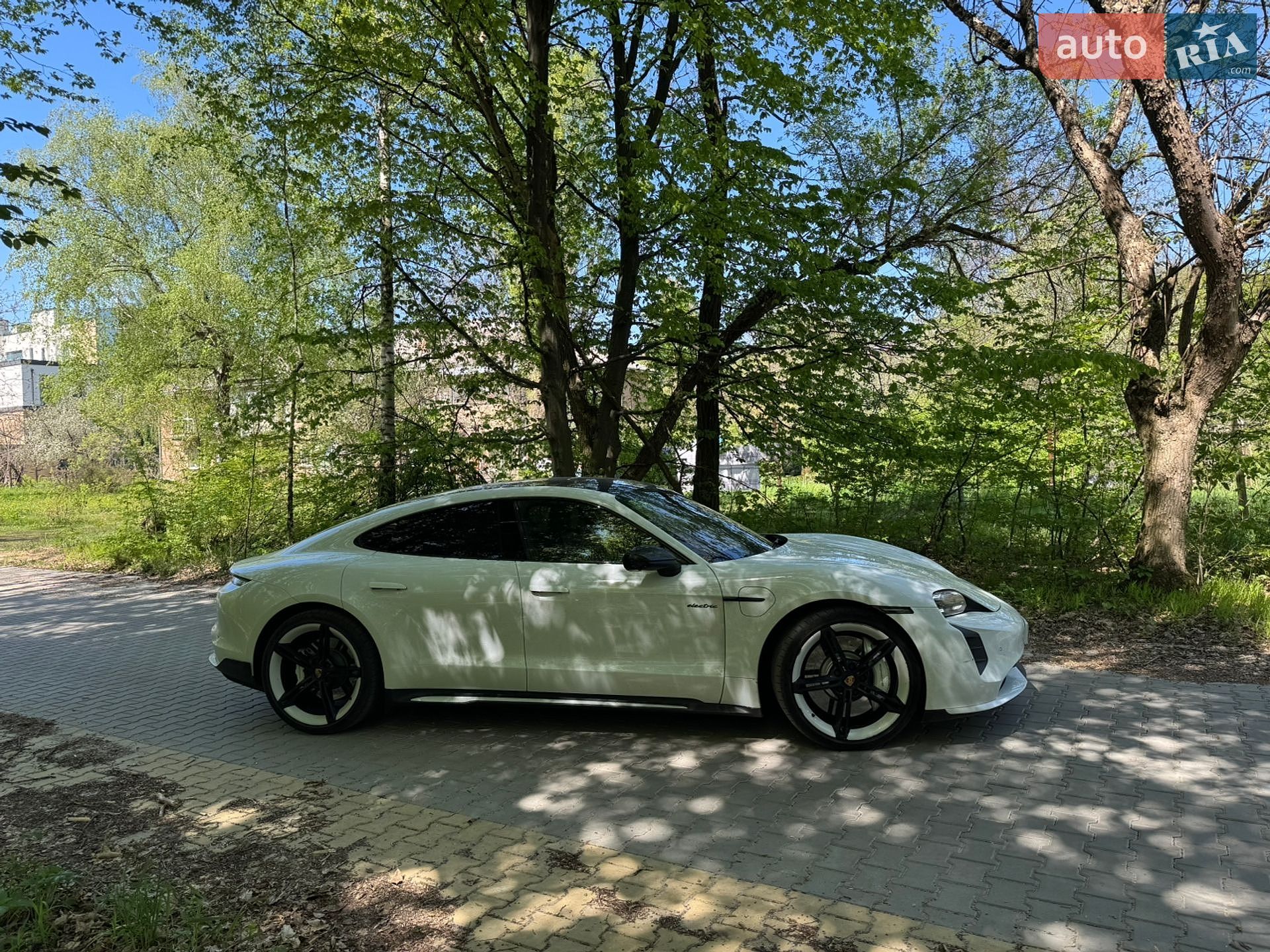 Porsche Taycan 2021 VIN WP0ZZZY1ZMSA58234 фото оголошення 2 з 16