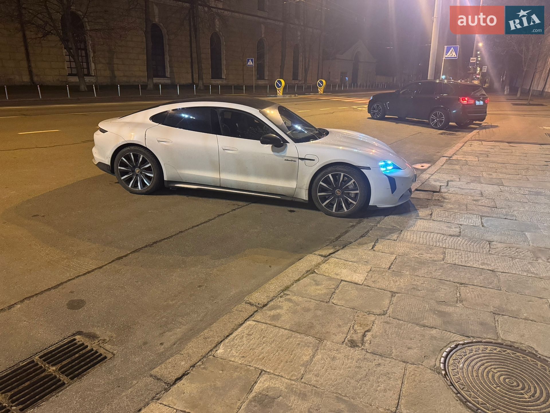 Porsche Taycan 2021 VIN WP0ZZZY1ZMSA58234 фото оголошення 8 з 16