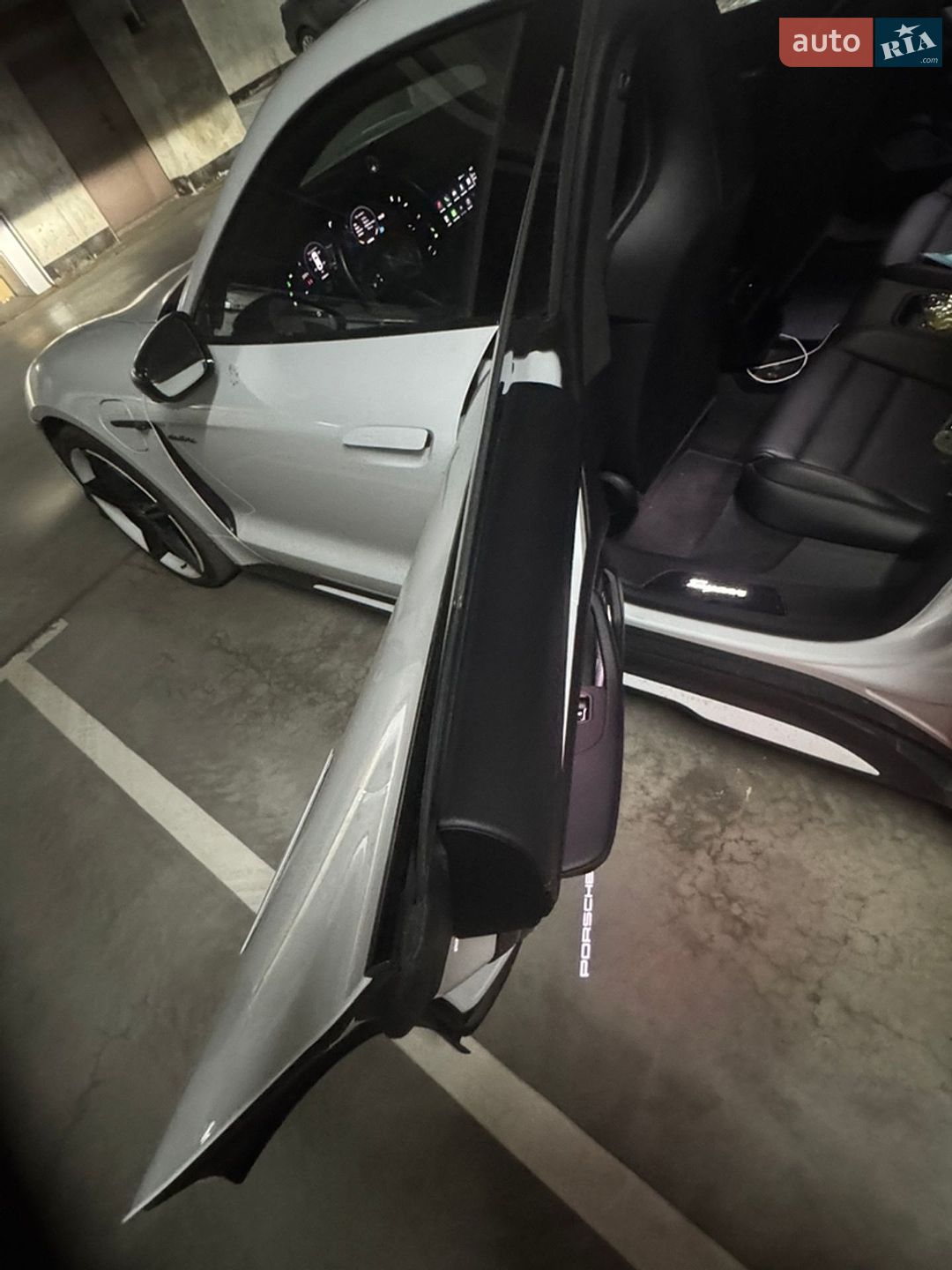 Porsche Taycan 2021 VIN WP0ZZZY1ZMSA58234 фото оголошення 15 з 16